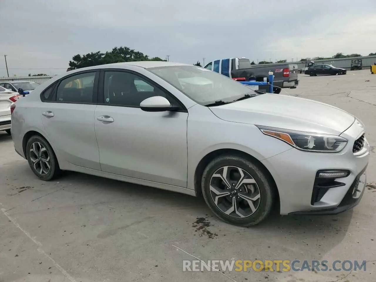 4 Photograph of a damaged car 3KPF24AD3KE051242 KIA FORTE 2019