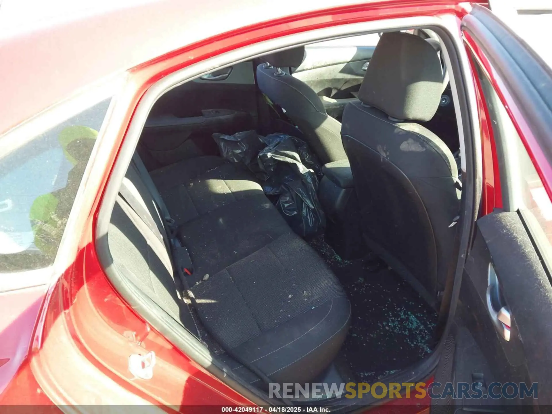 8 Photograph of a damaged car 3KPF24AD3KE053606 KIA FORTE 2019