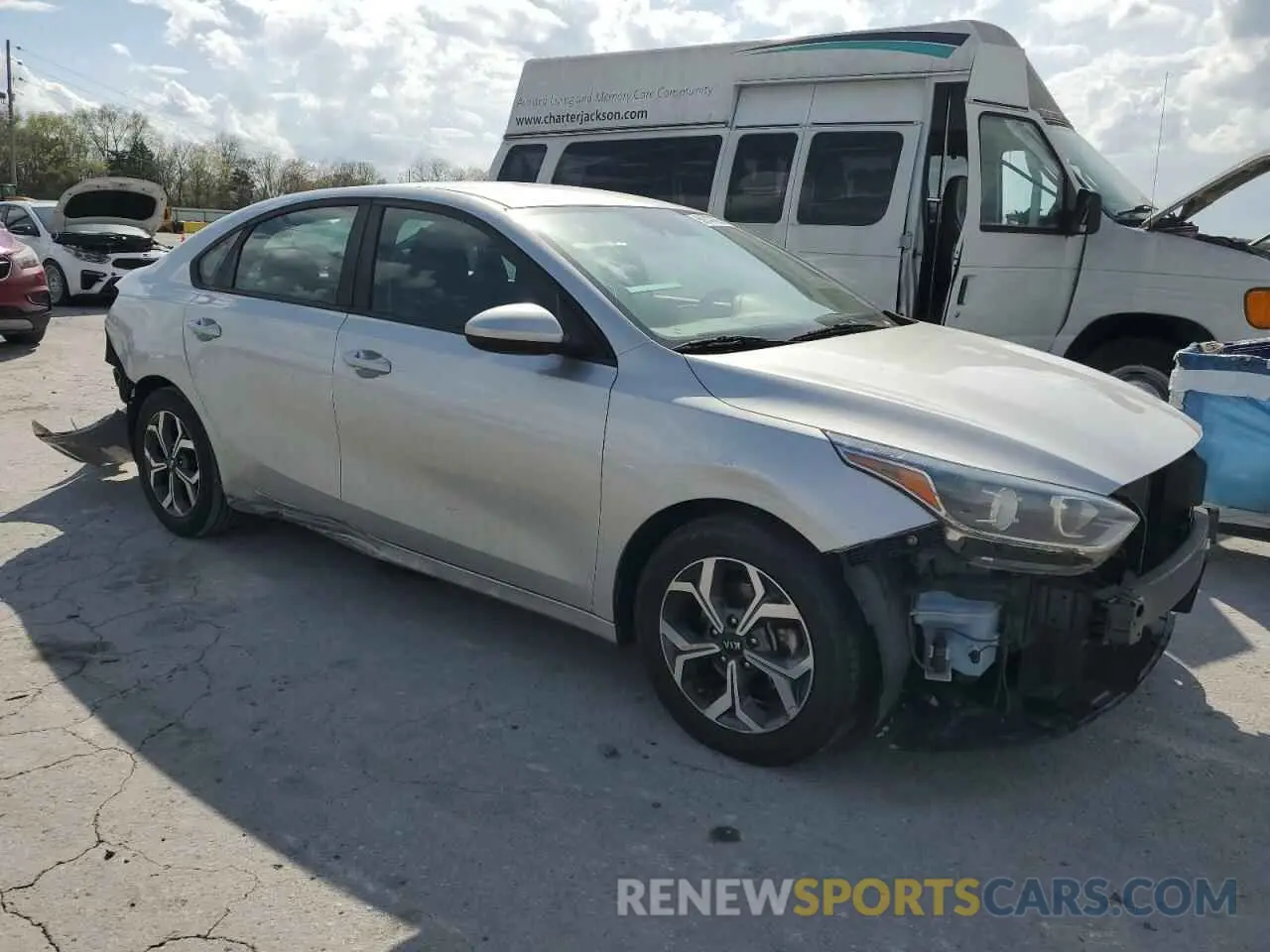 4 Фотография поврежденного автомобиля 3KPF24AD3KE080174 KIA FORTE 2019