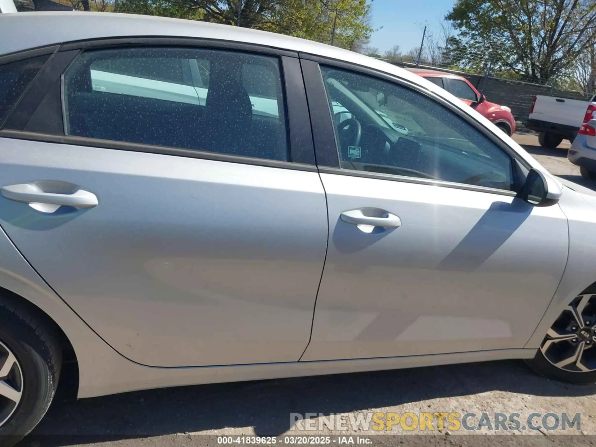 13 Фотография поврежденного автомобиля 3KPF24AD3KE132161 KIA FORTE 2019