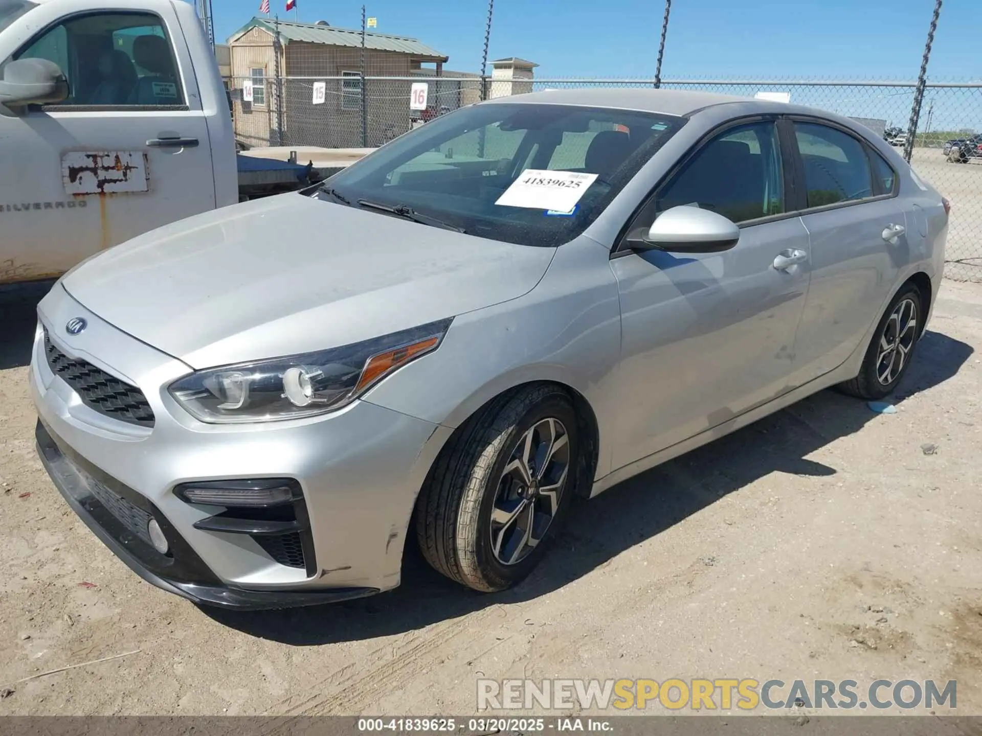 2 Фотография поврежденного автомобиля 3KPF24AD3KE132161 KIA FORTE 2019