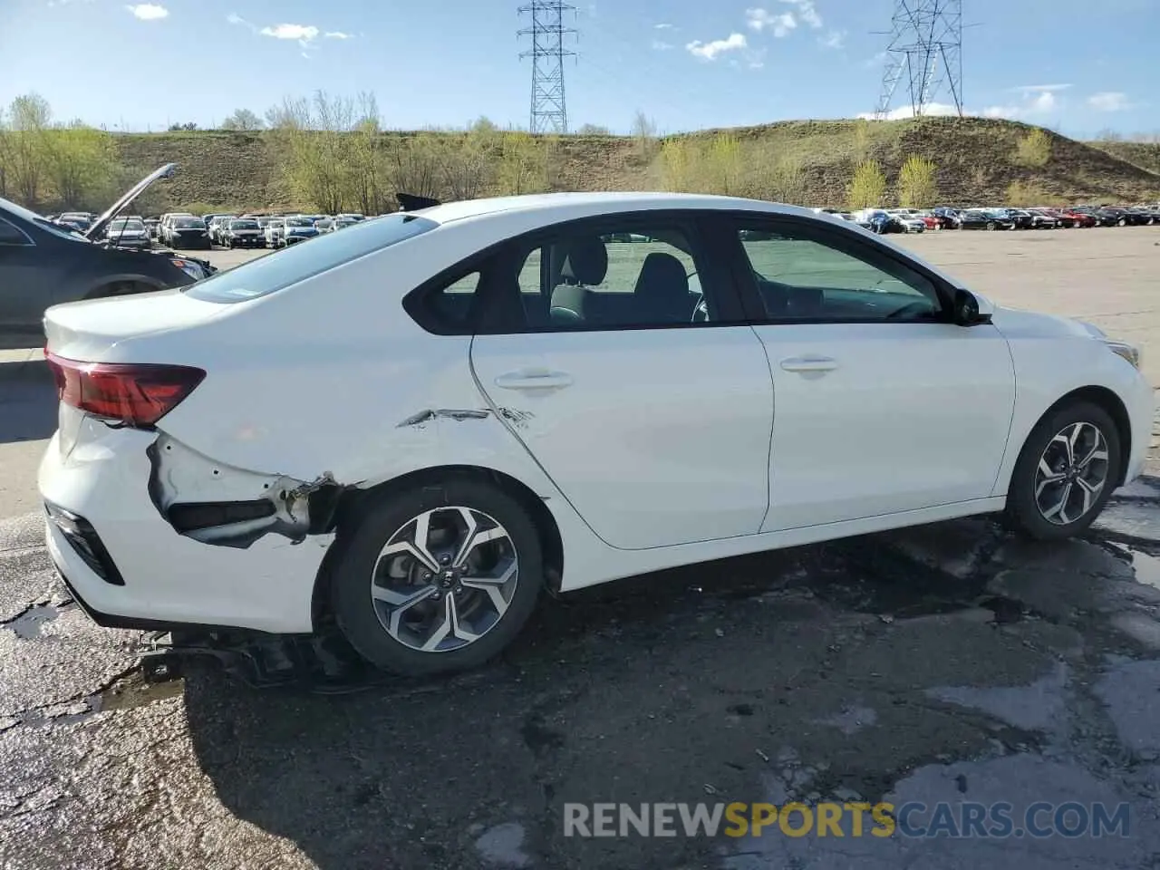 3 Photograph of a damaged car 3KPF24AD4KE031923 KIA FORTE 2019