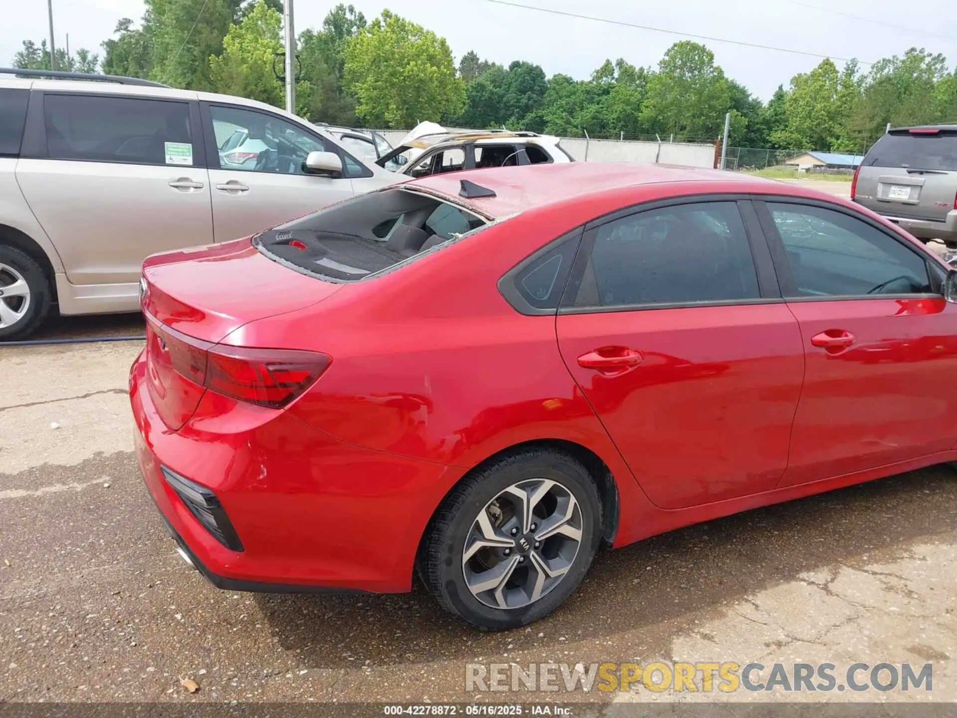 6 Photograph of a damaged car 3KPF24AD4KE063447 KIA FORTE 2019