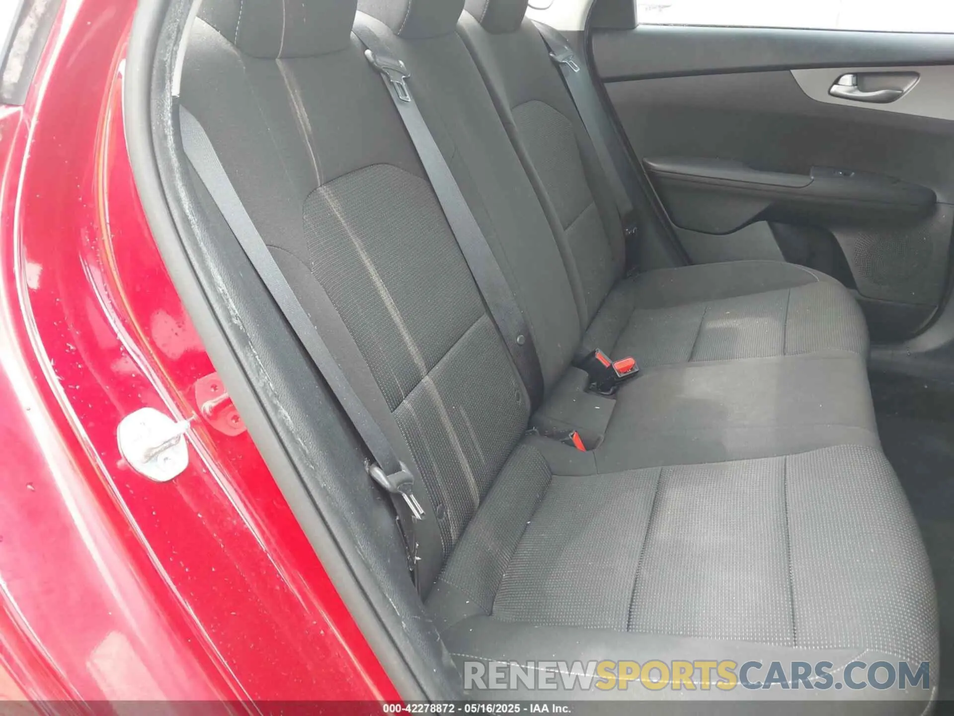 8 Photograph of a damaged car 3KPF24AD4KE063447 KIA FORTE 2019