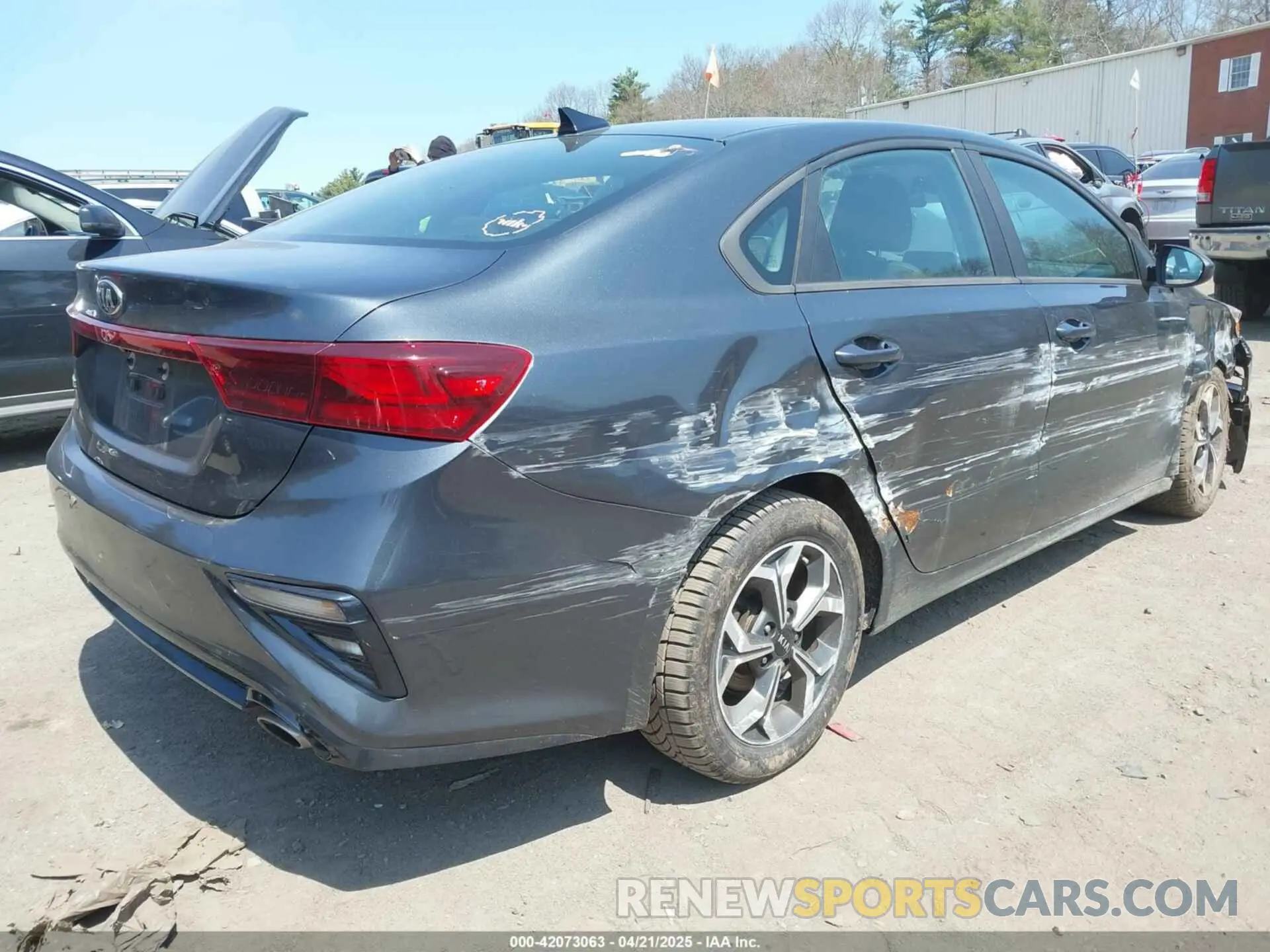 4 Photograph of a damaged car 3KPF24AD4KE081480 KIA FORTE 2019