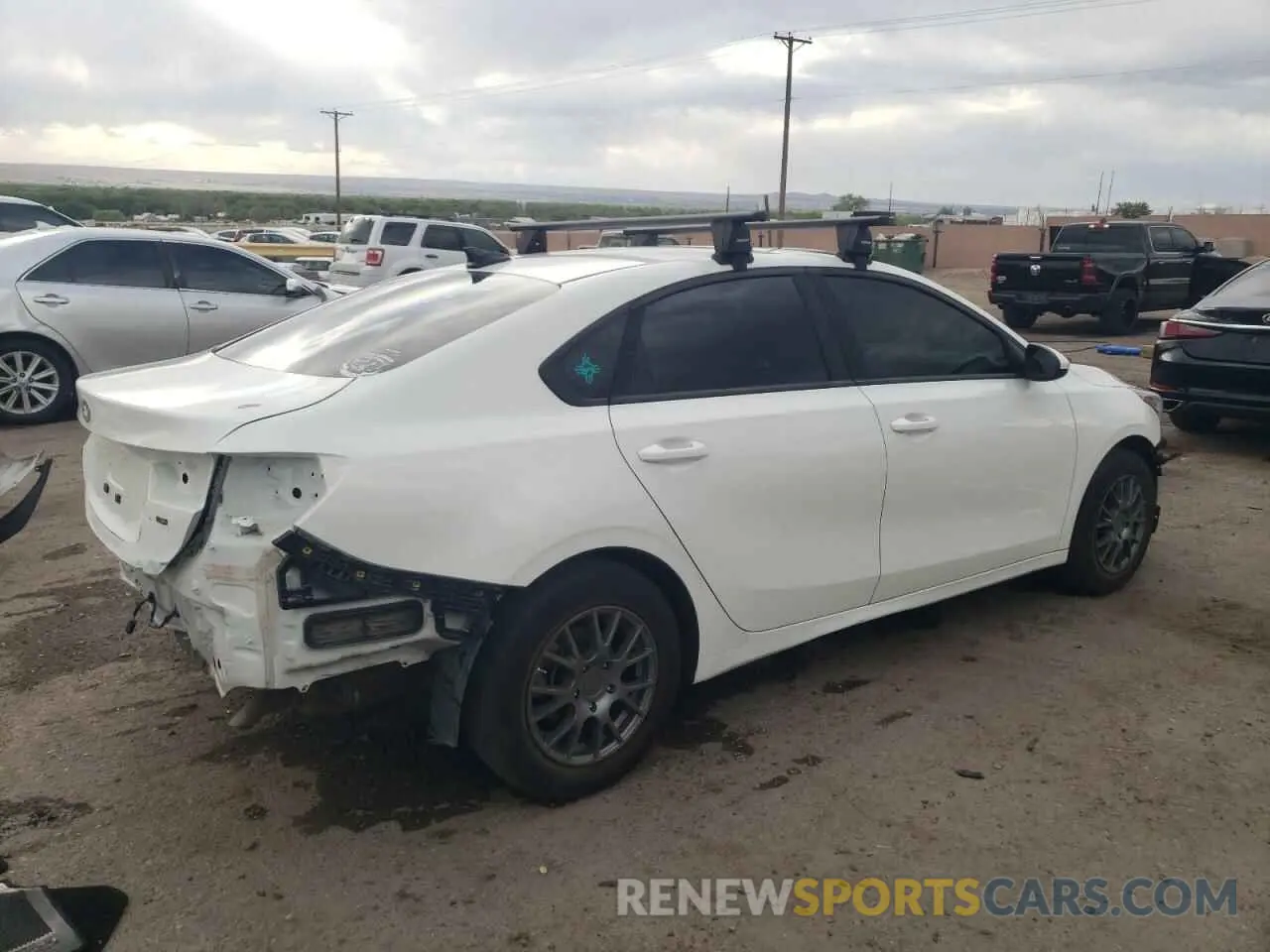 3 Фотография поврежденного автомобиля 3KPF24AD4KE097386 KIA FORTE 2019
