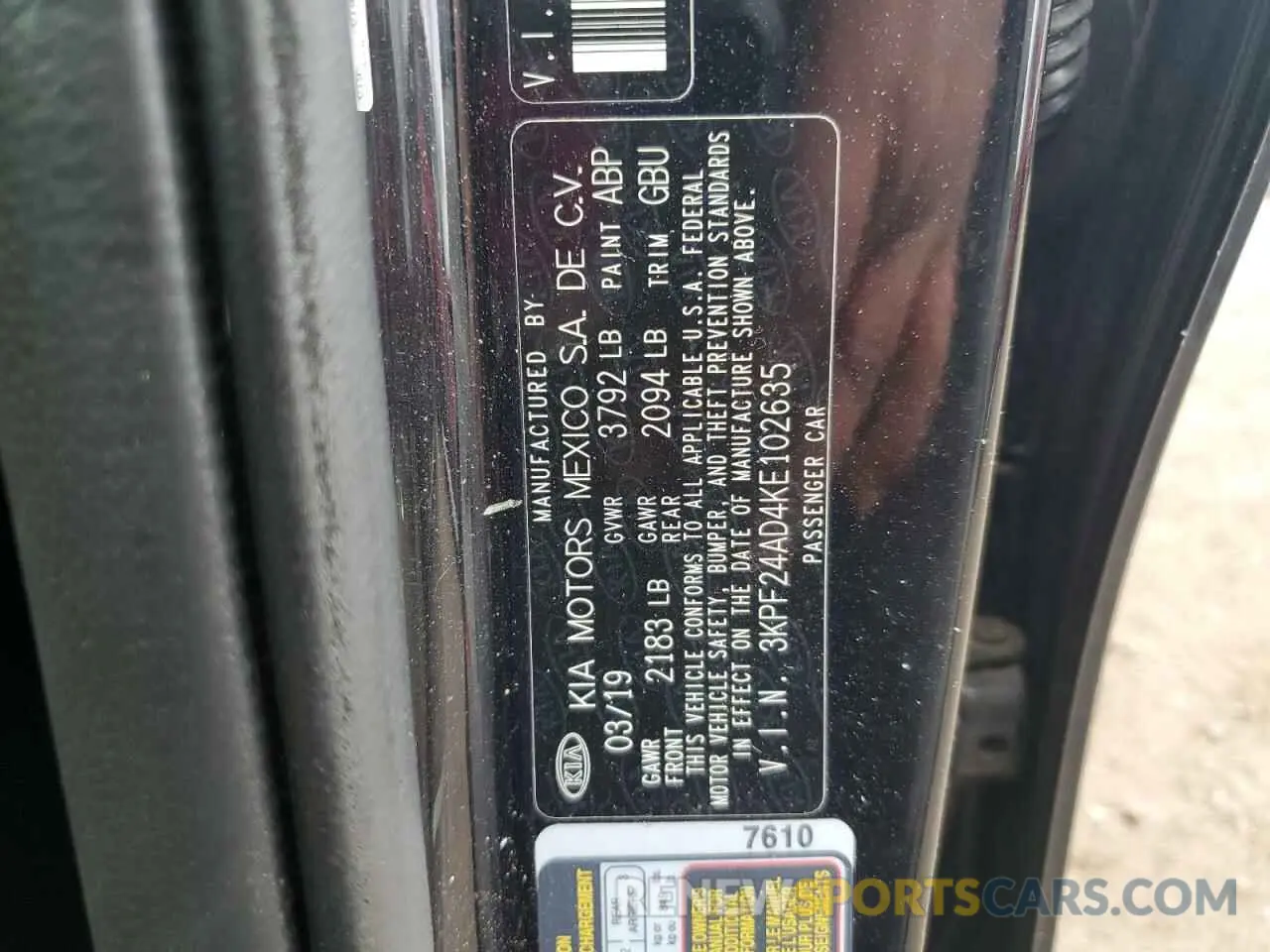 12 Photograph of a damaged car 3KPF24AD4KE102635 KIA FORTE 2019