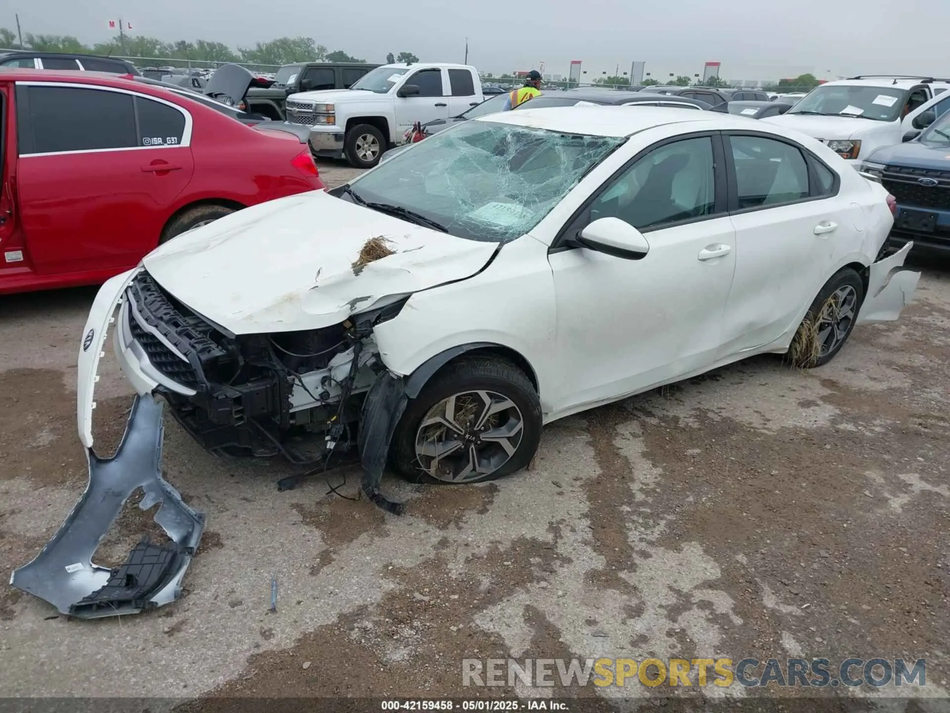 2 Photograph of a damaged car 3KPF24AD4KE108466 KIA FORTE 2019