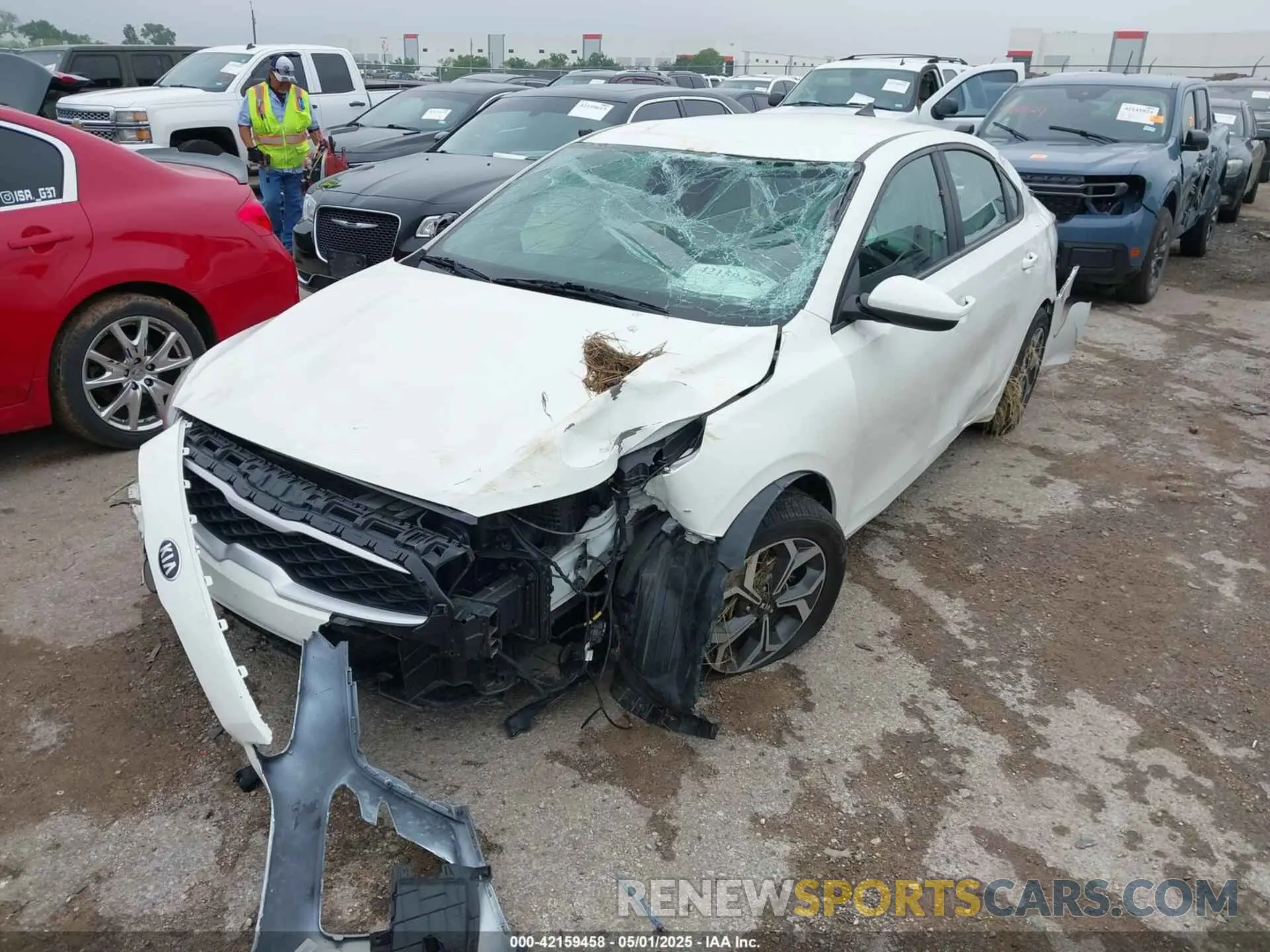 6 Photograph of a damaged car 3KPF24AD4KE108466 KIA FORTE 2019