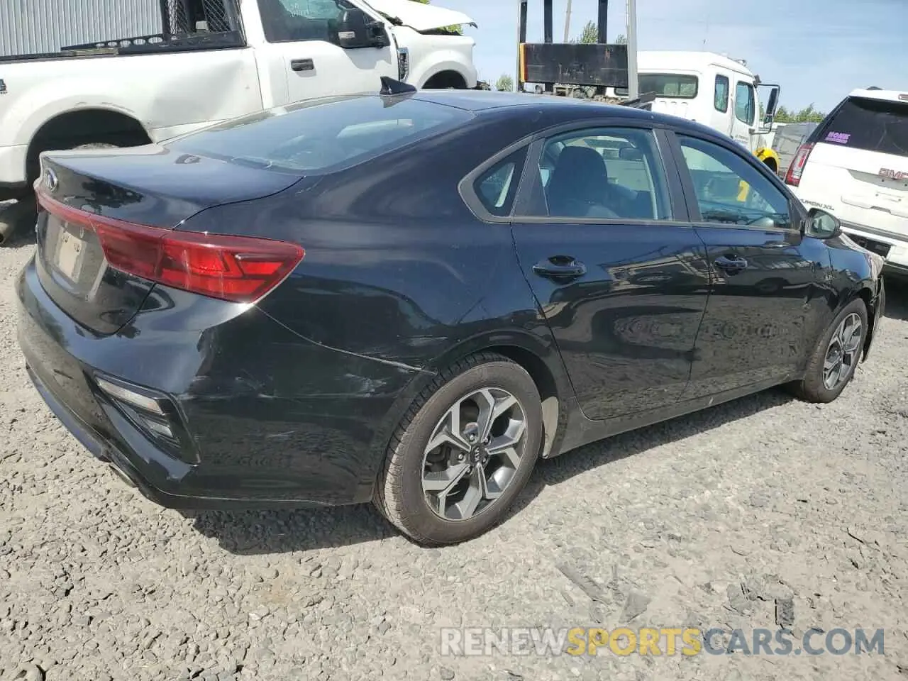3 Photograph of a damaged car 3KPF24AD4KE108533 KIA FORTE 2019