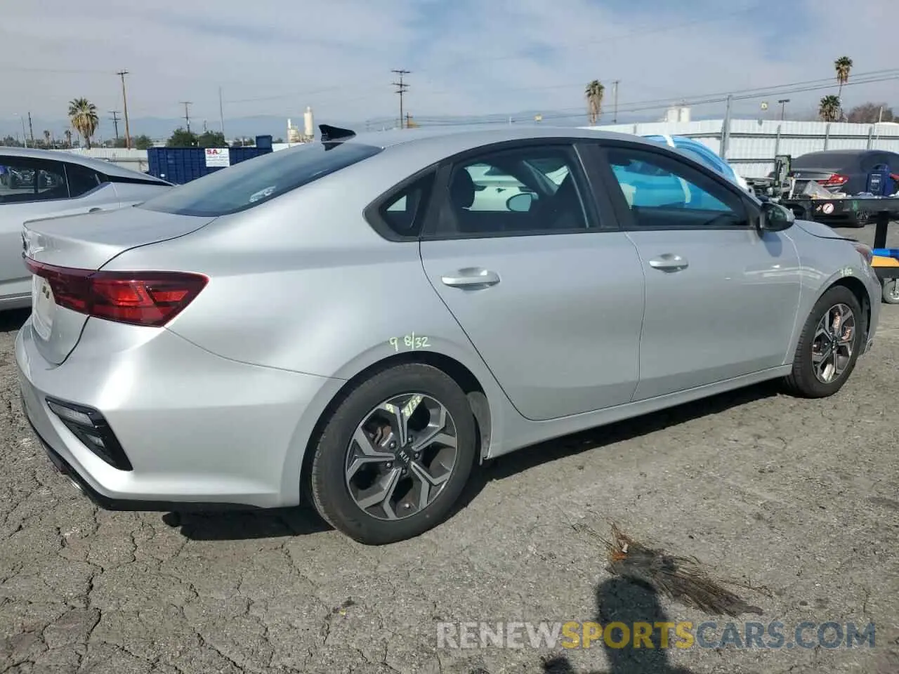 3 Photograph of a damaged car 3KPF24AD4KE118611 KIA FORTE 2019