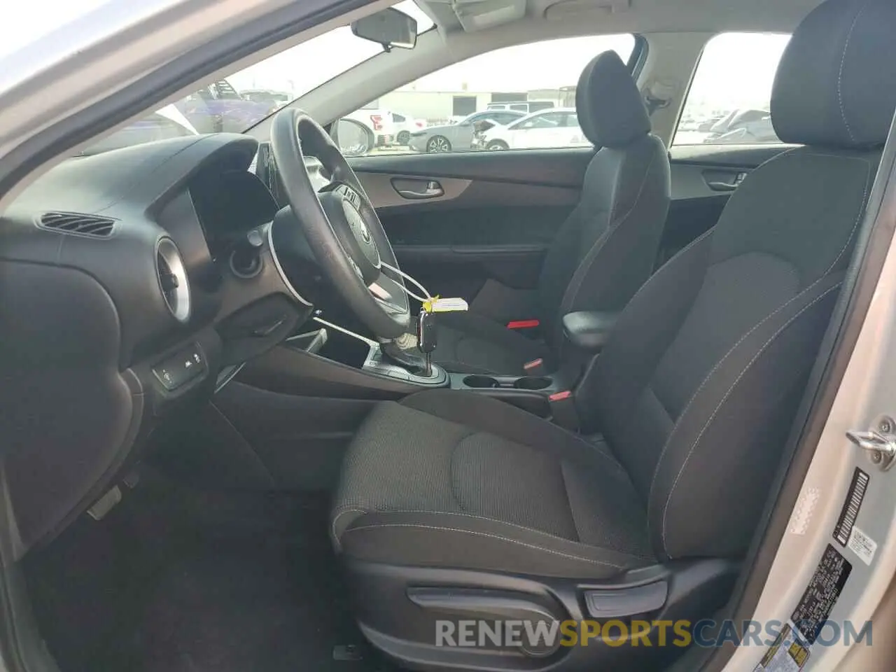 7 Photograph of a damaged car 3KPF24AD4KE118611 KIA FORTE 2019
