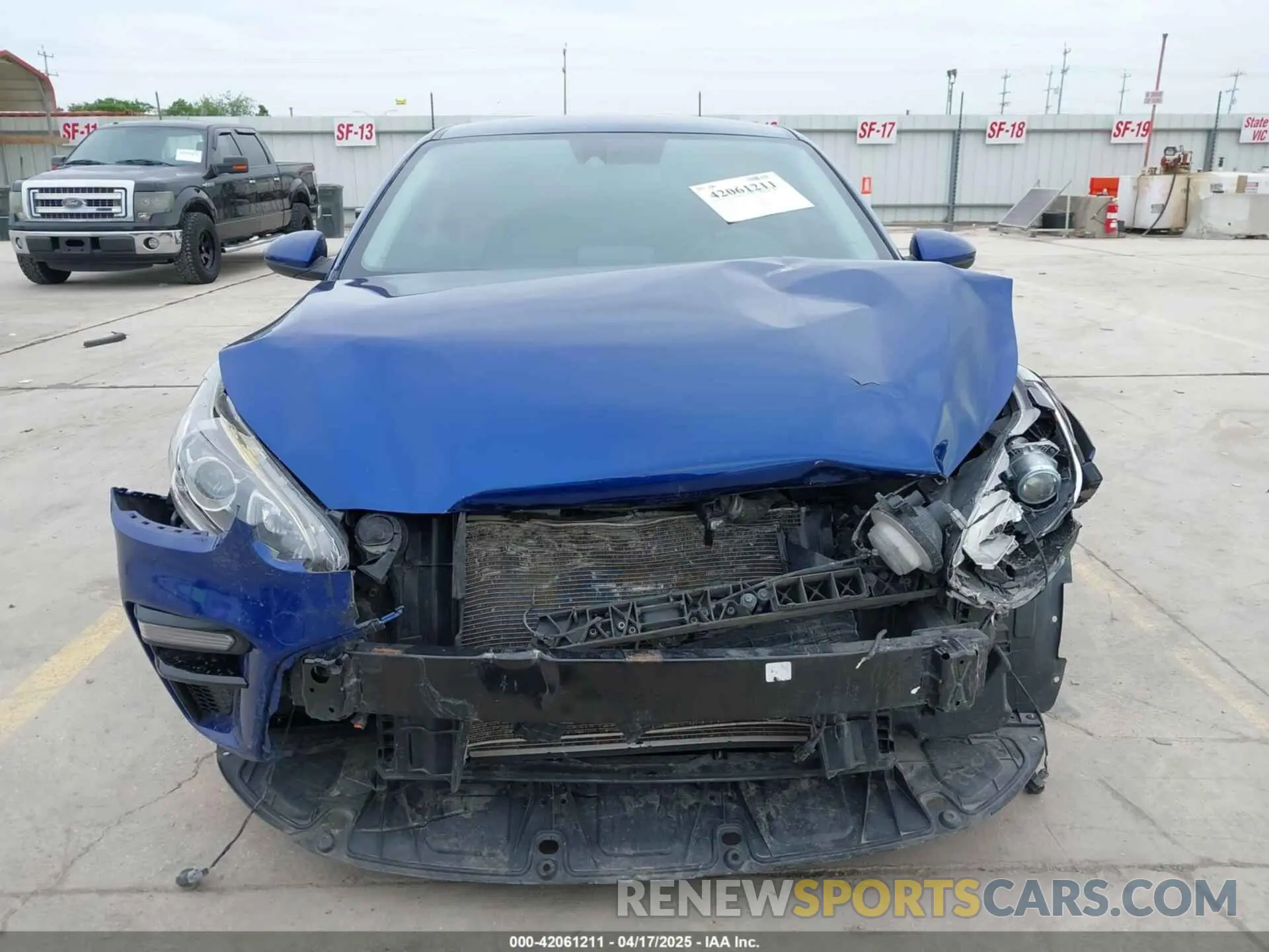 13 Photograph of a damaged car 3KPF24AD4KE135618 KIA FORTE 2019