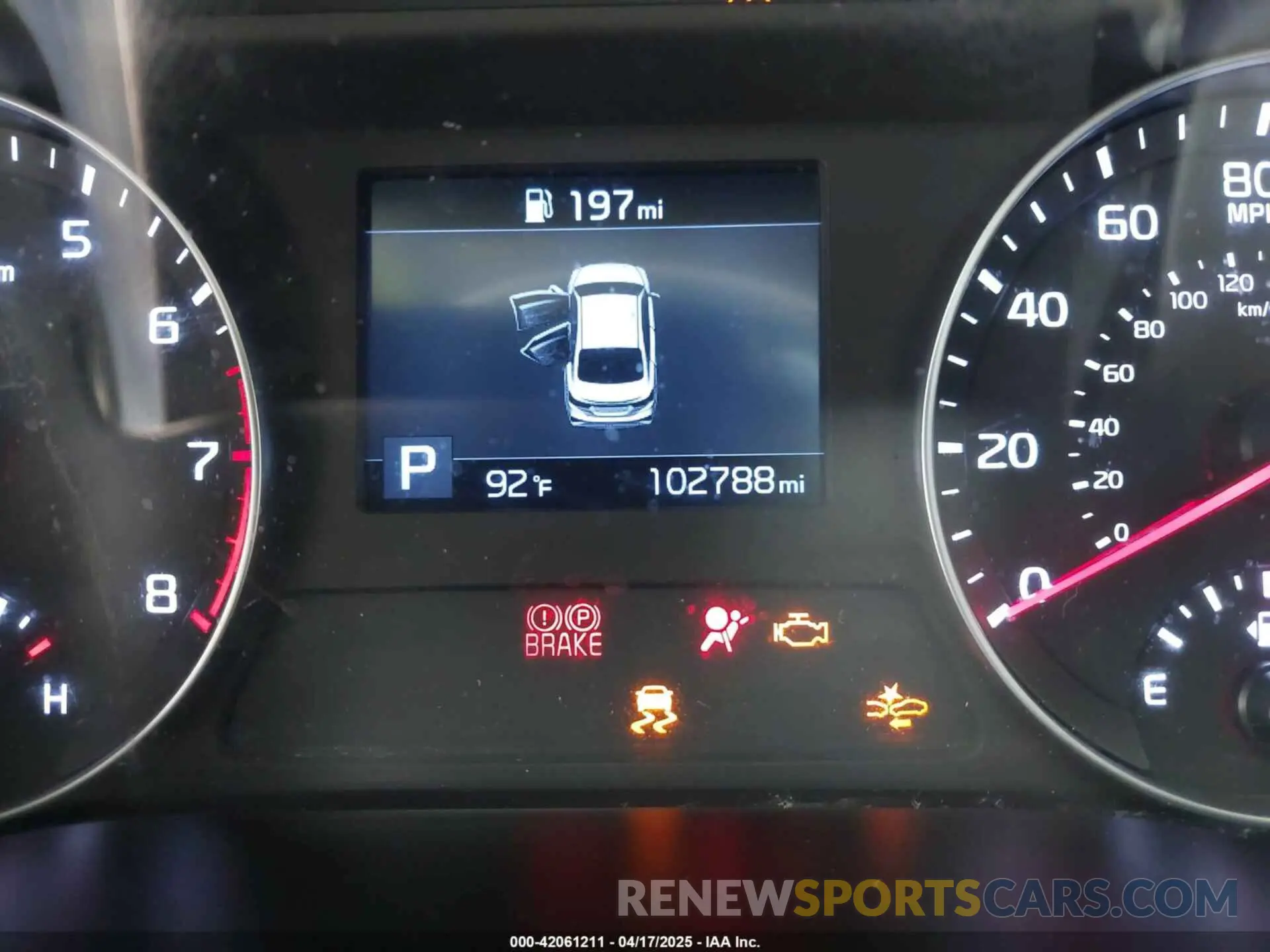 16 Photograph of a damaged car 3KPF24AD4KE135618 KIA FORTE 2019