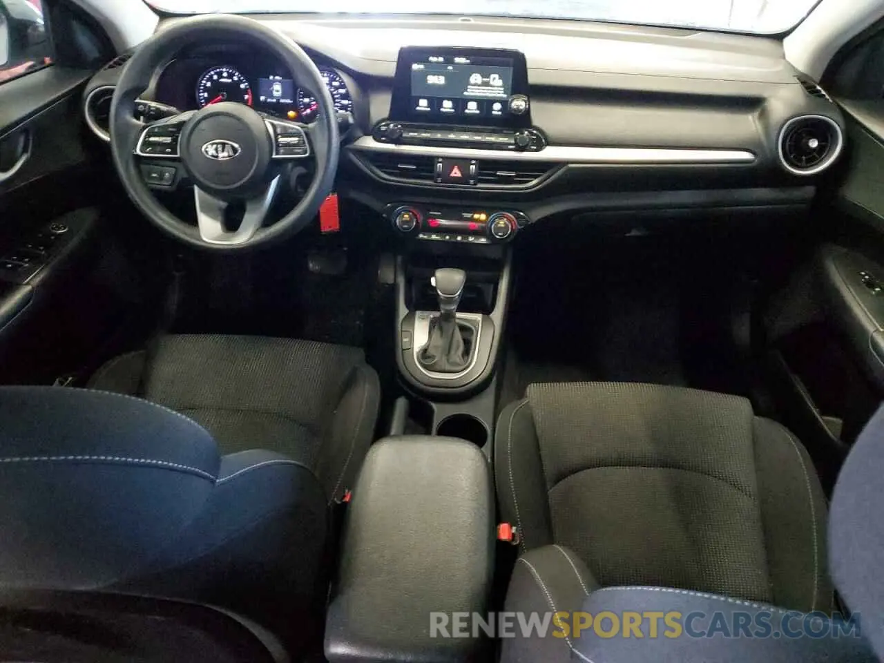 8 Photograph of a damaged car 3KPF24AD5KE030313 KIA FORTE 2019