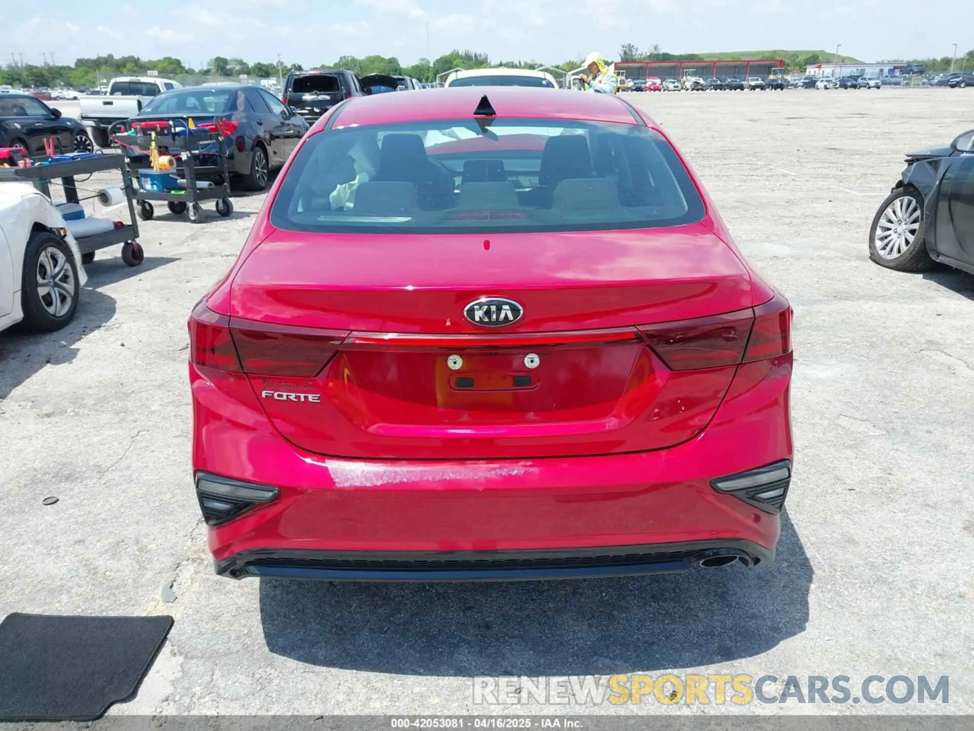 17 Фотография поврежденного автомобиля 3KPF24AD5KE052814 KIA FORTE 2019
