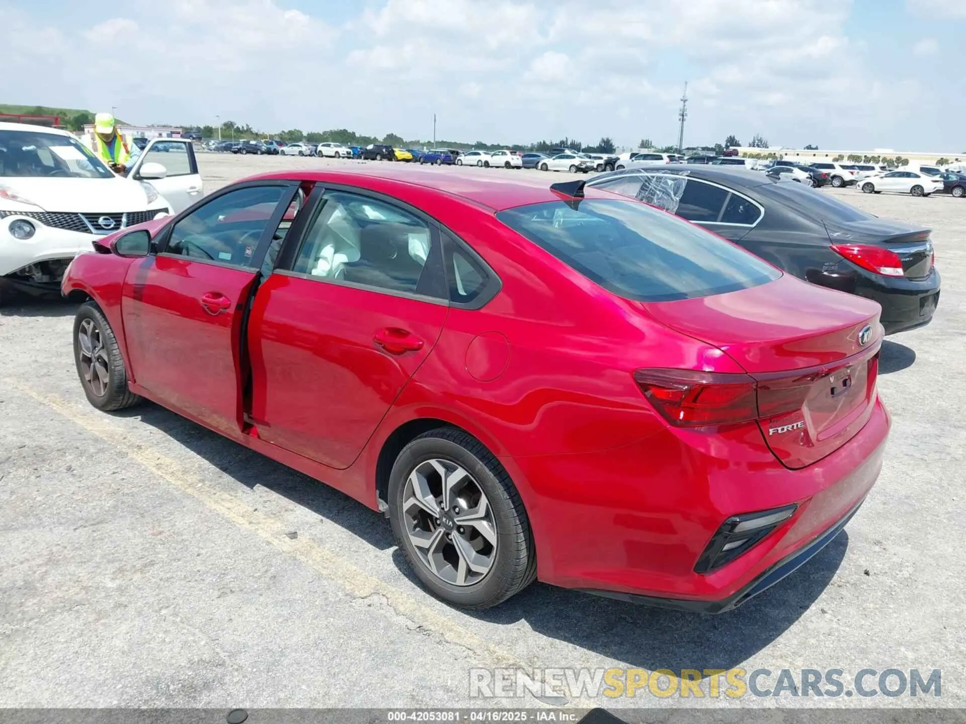 3 Фотография поврежденного автомобиля 3KPF24AD5KE052814 KIA FORTE 2019