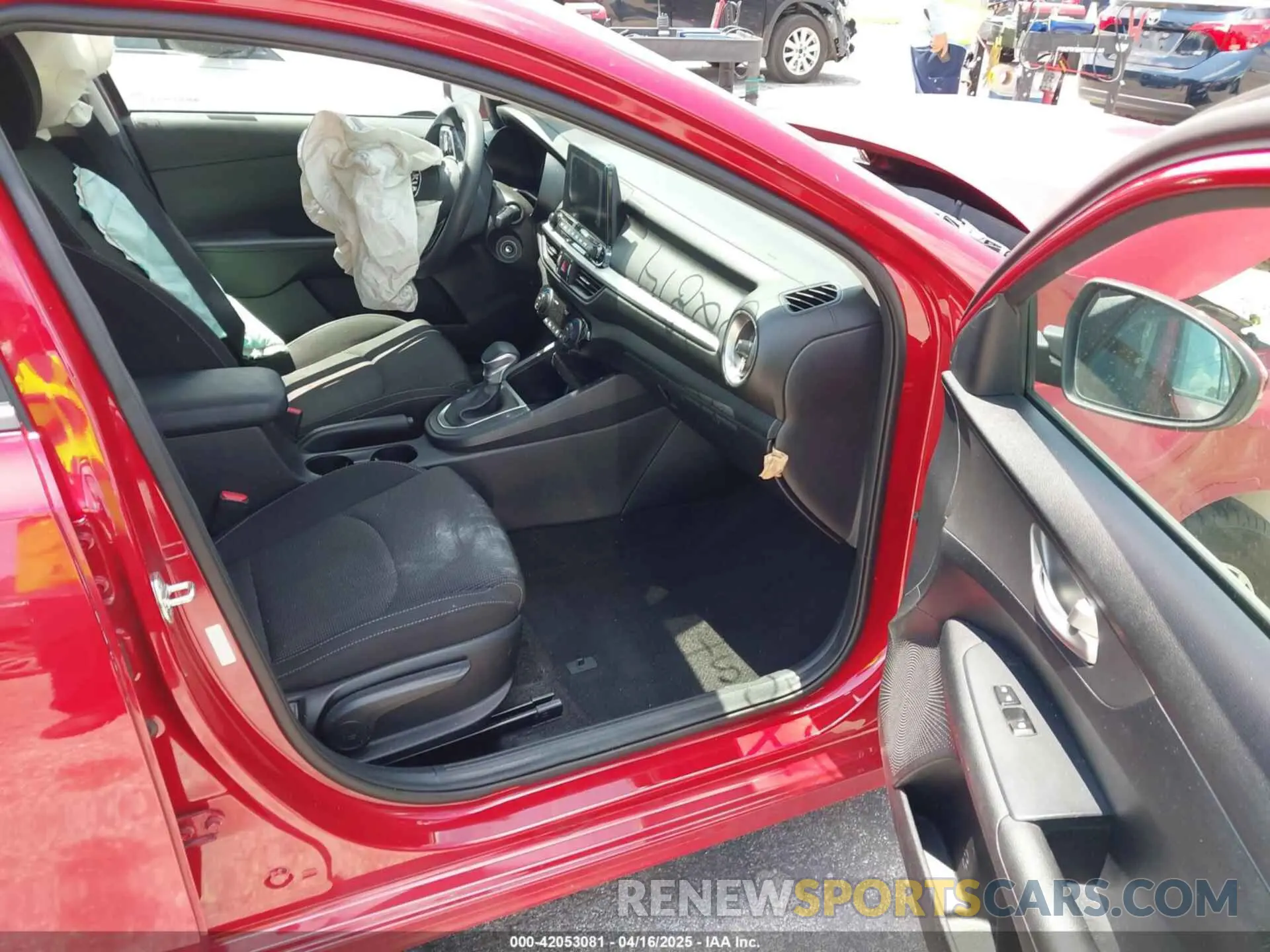 5 Фотография поврежденного автомобиля 3KPF24AD5KE052814 KIA FORTE 2019