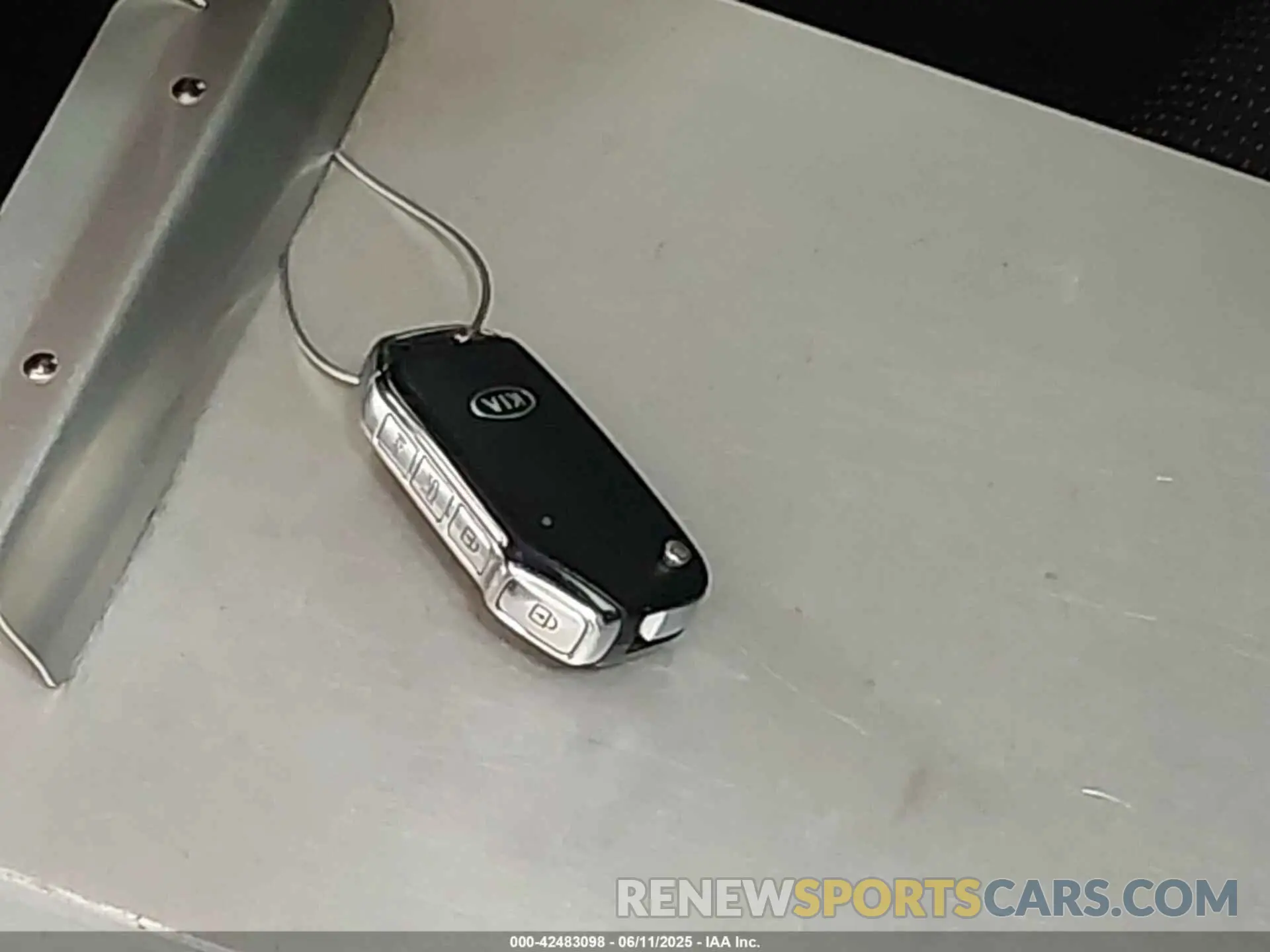 11 Photograph of a damaged car 3KPF24AD5KE058905 KIA FORTE 2019