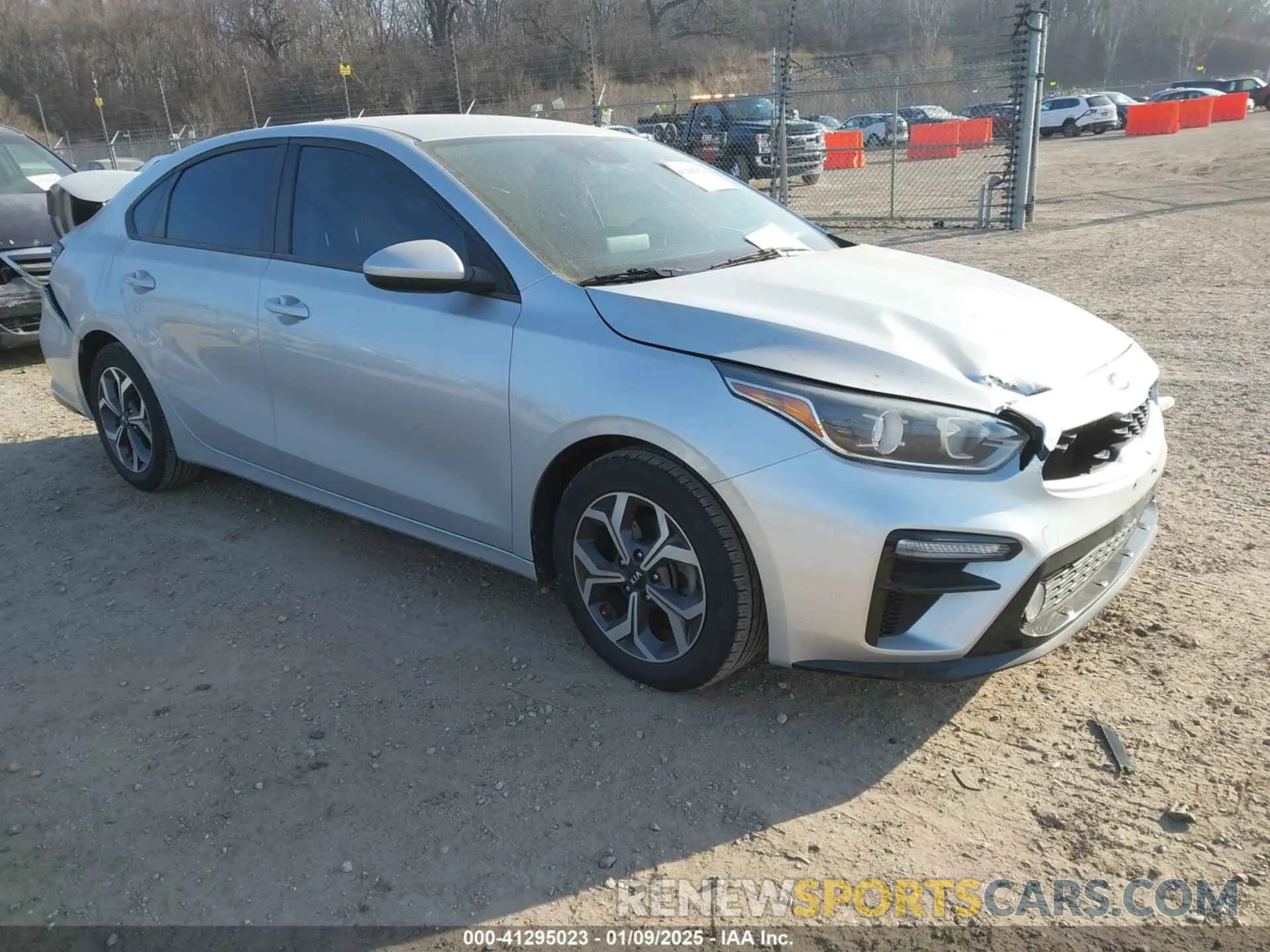 1 Фотография поврежденного автомобиля 3KPF24AD5KE060296 KIA FORTE 2019