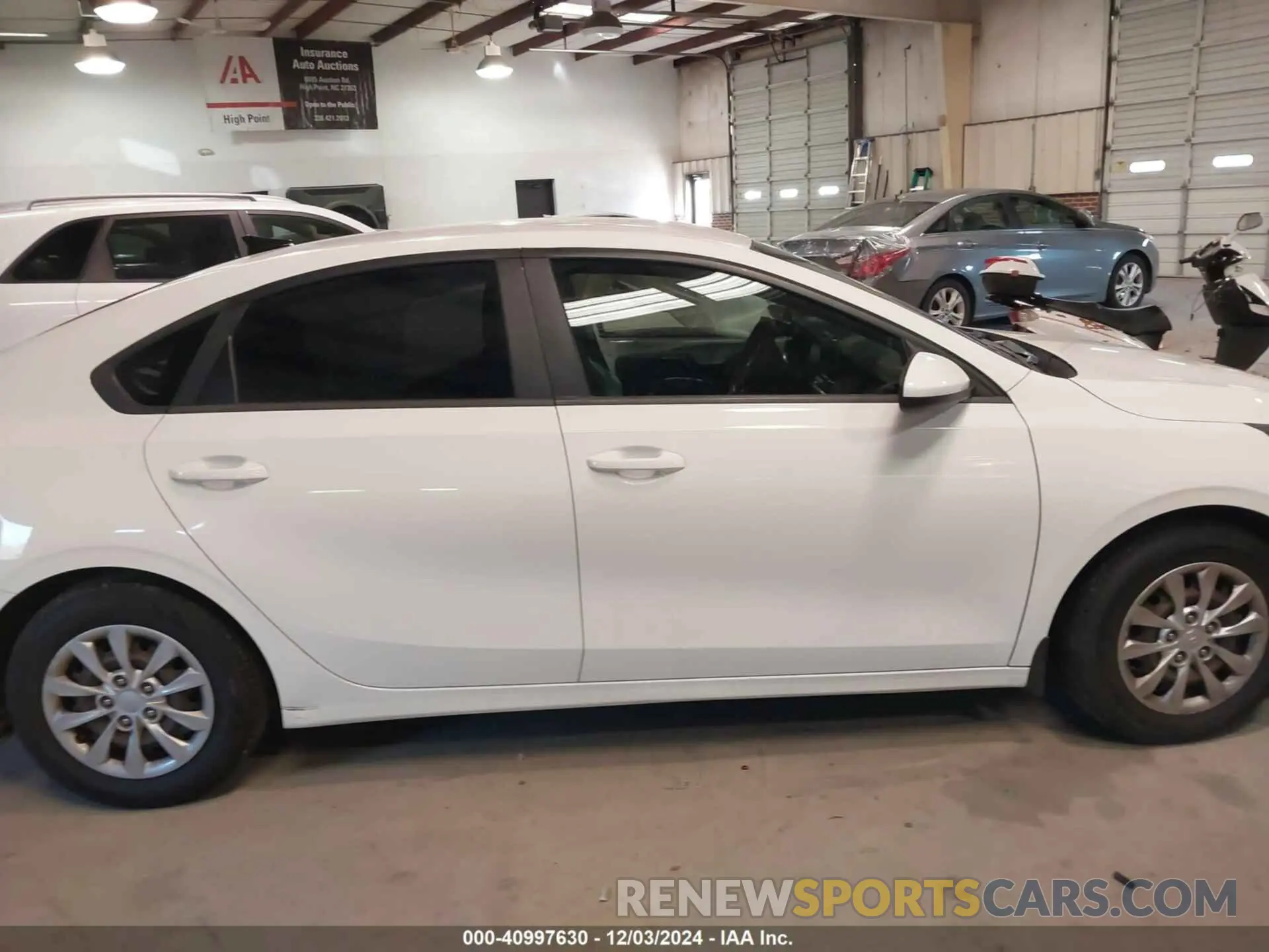 13 Фотография поврежденного автомобиля 3KPF24AD5KE088308 KIA FORTE 2019