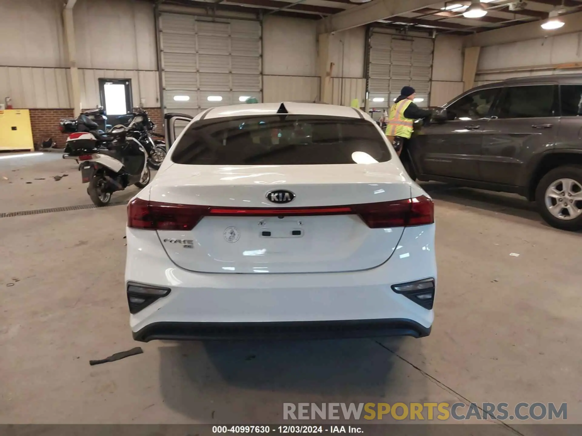 16 Фотография поврежденного автомобиля 3KPF24AD5KE088308 KIA FORTE 2019