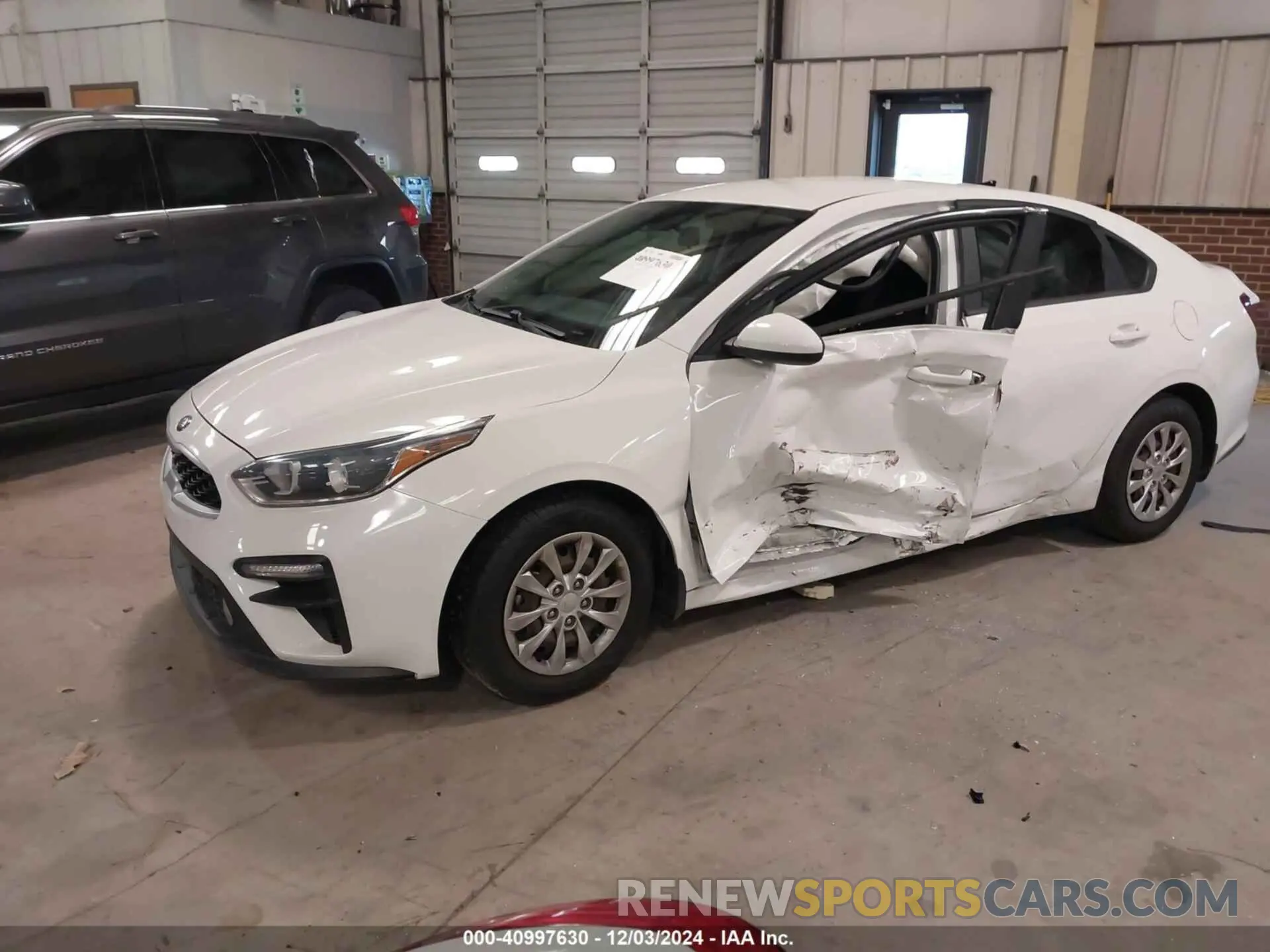2 Фотография поврежденного автомобиля 3KPF24AD5KE088308 KIA FORTE 2019