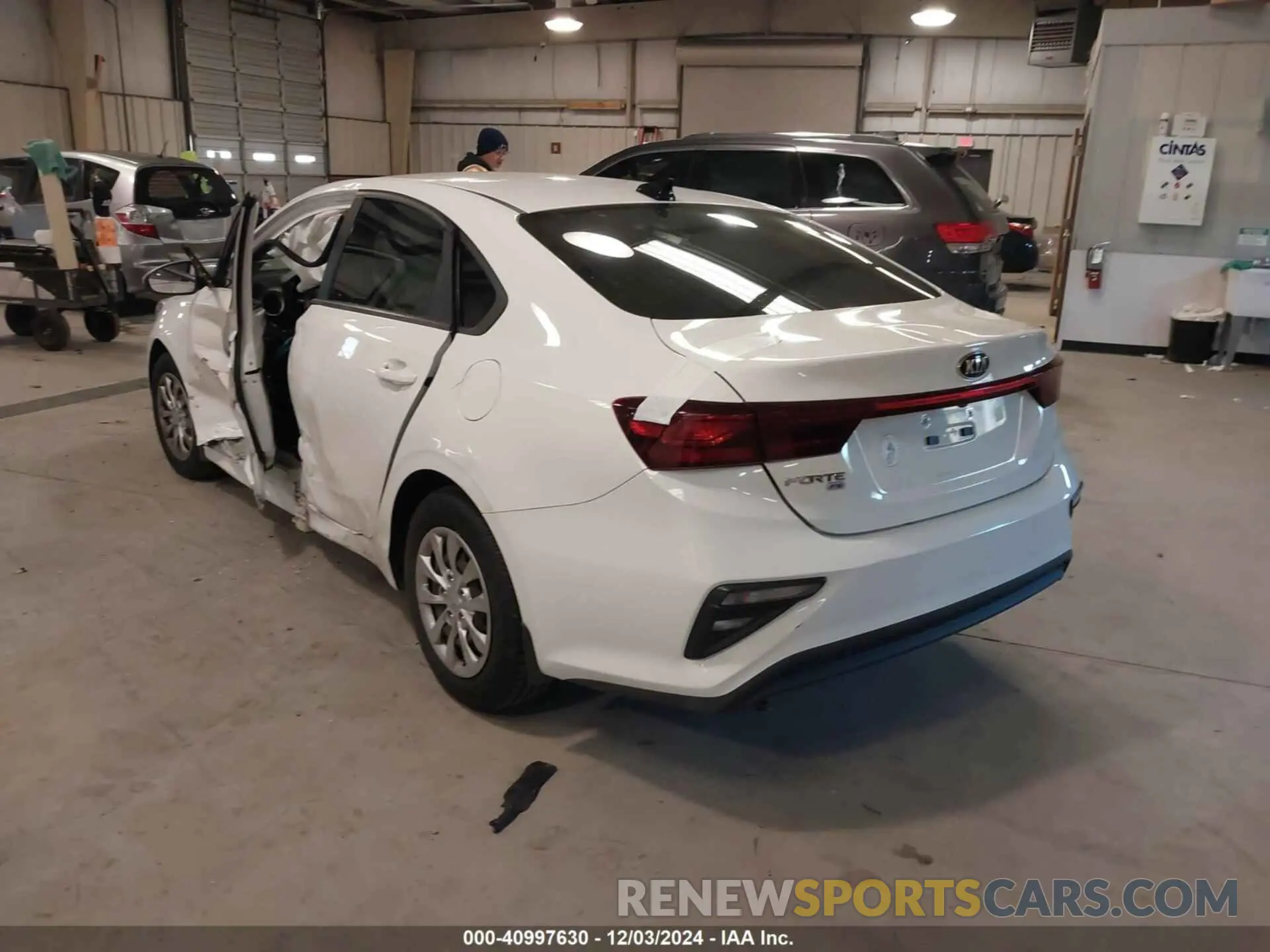 3 Фотография поврежденного автомобиля 3KPF24AD5KE088308 KIA FORTE 2019