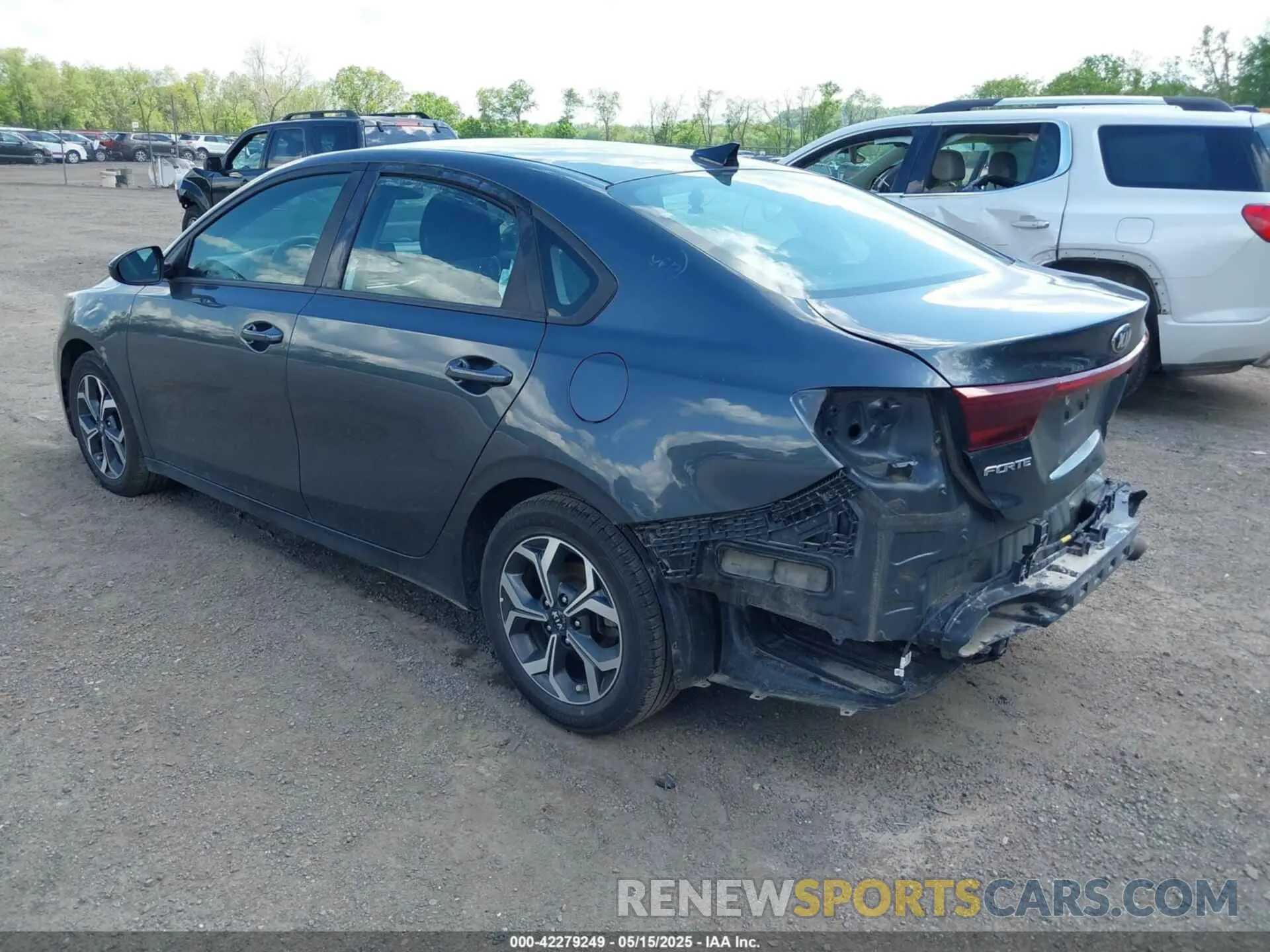3 Фотография поврежденного автомобиля 3KPF24AD5KE099888 KIA FORTE 2019