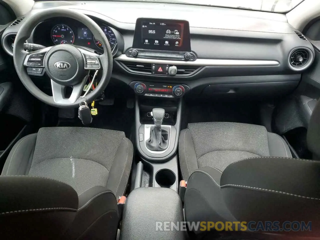 8 Фотография поврежденного автомобиля 3KPF24AD5KE104815 KIA FORTE 2019