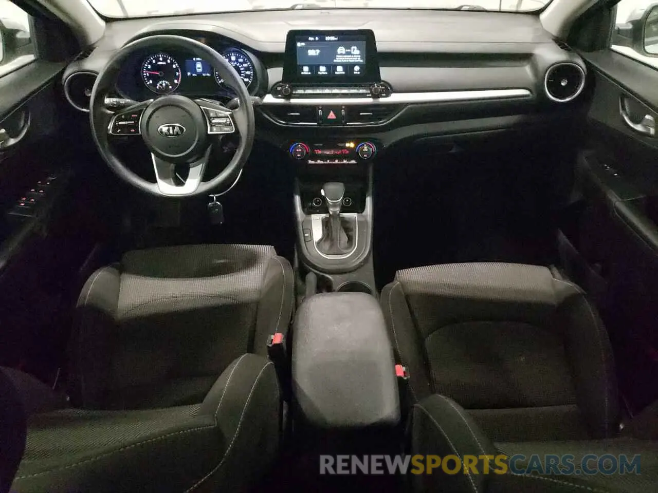 8 Photograph of a damaged car 3KPF24AD5KE119458 KIA FORTE 2019