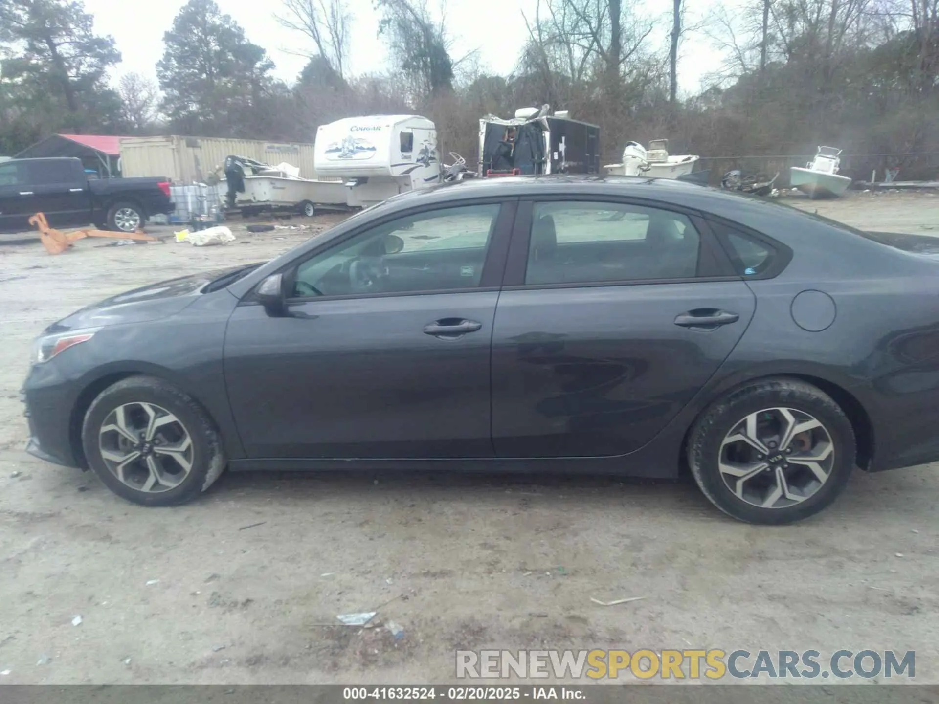 14 Photograph of a damaged car 3KPF24AD5KE132436 KIA FORTE 2019