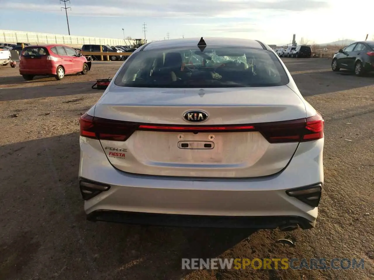 6 Photograph of a damaged car 3KPF24AD5KE137054 KIA FORTE 2019