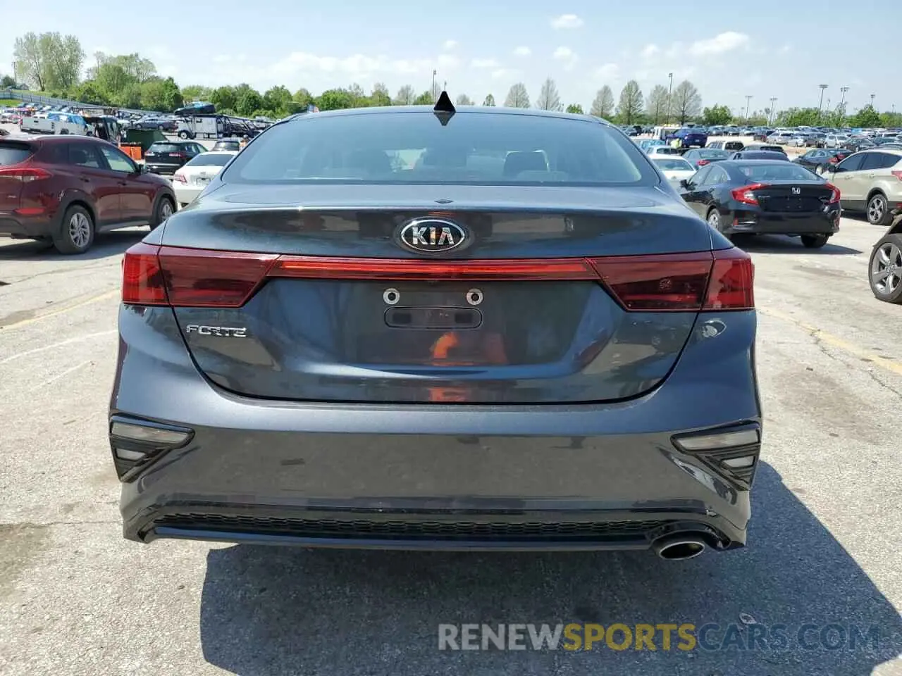 6 Photograph of a damaged car 3KPF24AD6KE006067 KIA FORTE 2019