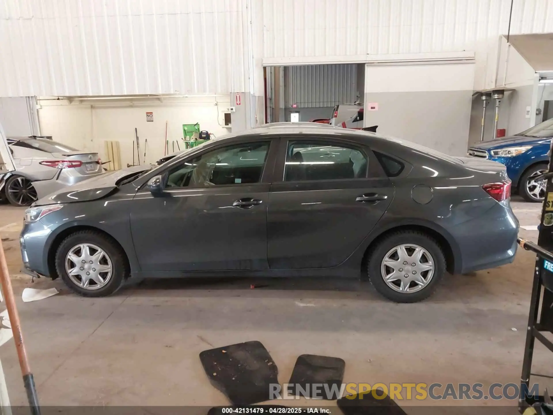 15 Фотография поврежденного автомобиля 3KPF24AD6KE011642 KIA FORTE 2019