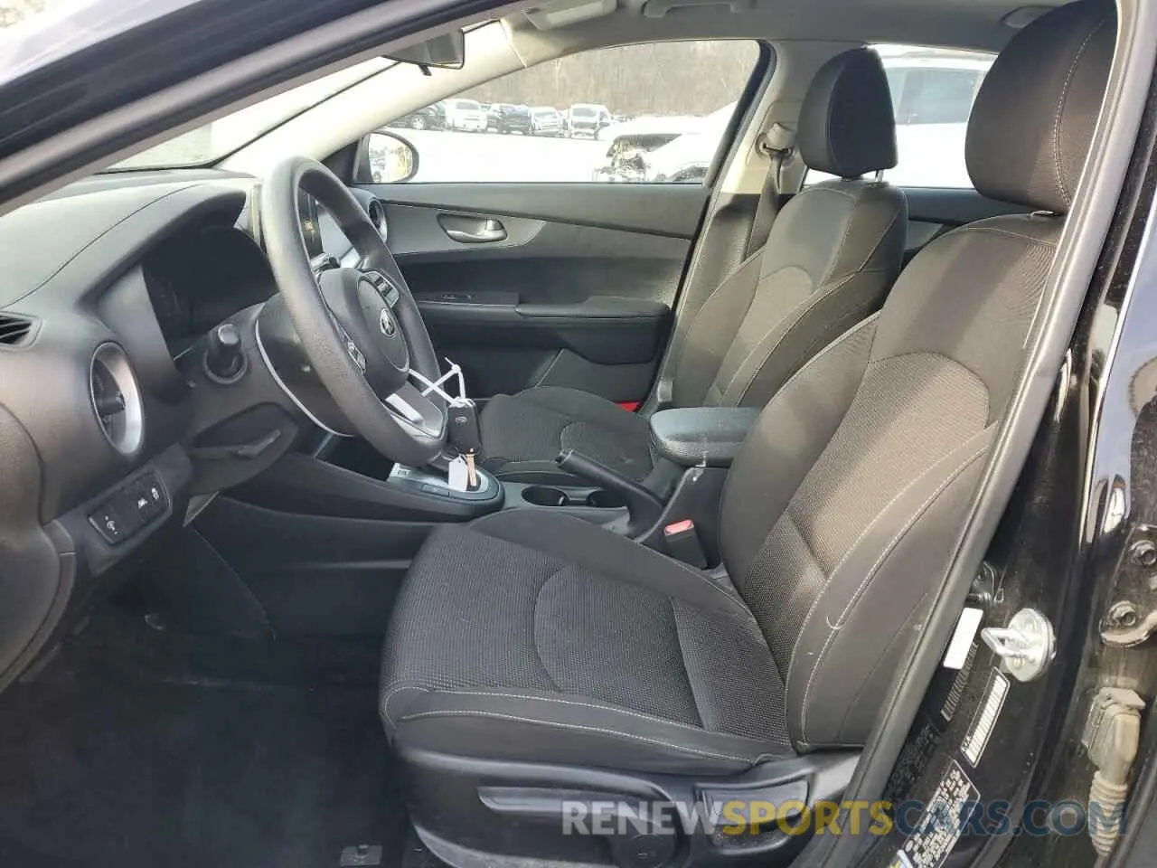 7 Photograph of a damaged car 3KPF24AD6KE024035 KIA FORTE 2019