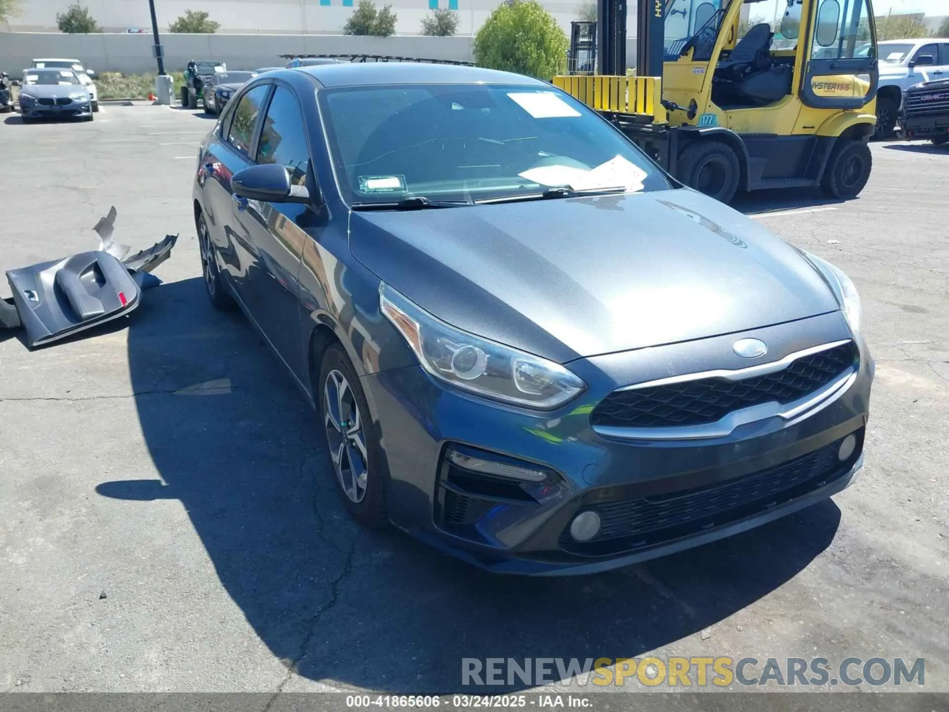 1 Photograph of a damaged car 3KPF24AD6KE036721 KIA FORTE 2019