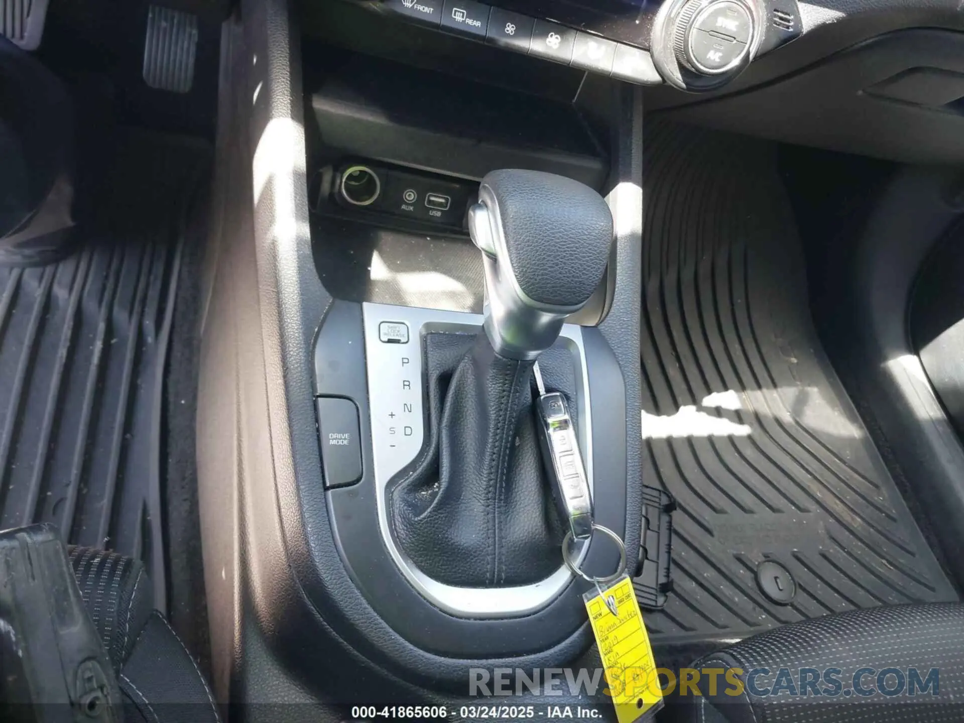 11 Photograph of a damaged car 3KPF24AD6KE036721 KIA FORTE 2019