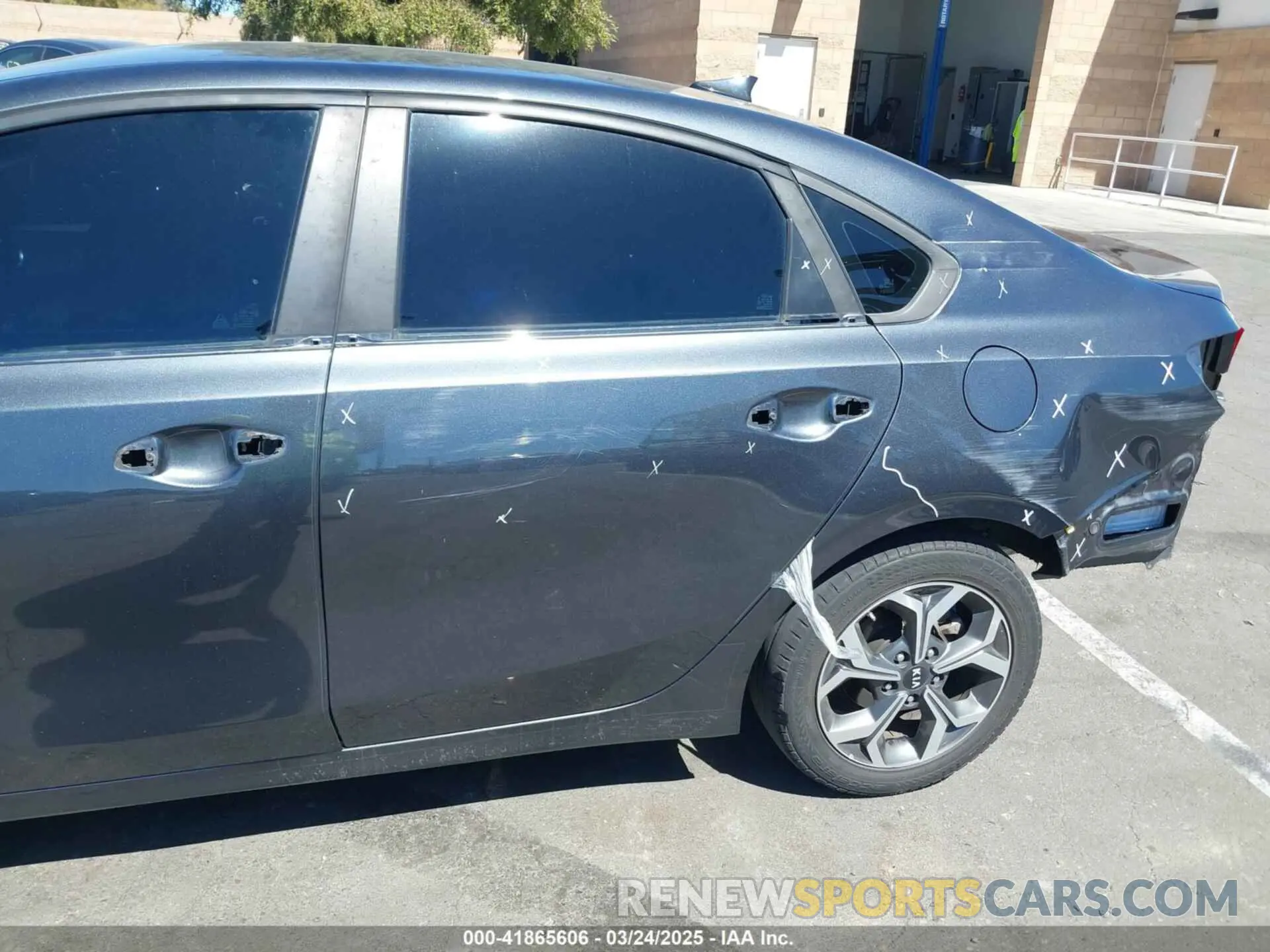 6 Photograph of a damaged car 3KPF24AD6KE036721 KIA FORTE 2019