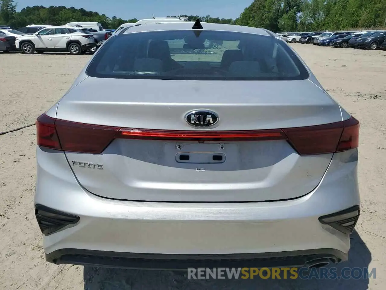 6 Фотография поврежденного автомобиля 3KPF24AD6KE041028 KIA FORTE 2019