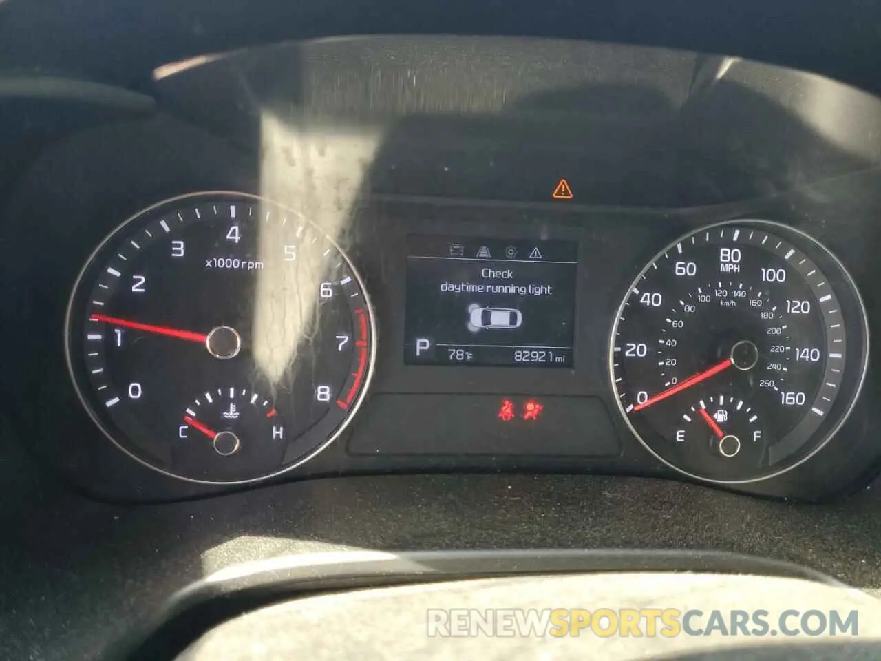9 Фотография поврежденного автомобиля 3KPF24AD6KE041028 KIA FORTE 2019