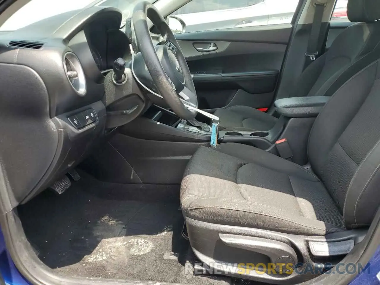 7 Photograph of a damaged car 3KPF24AD6KE049596 KIA FORTE 2019