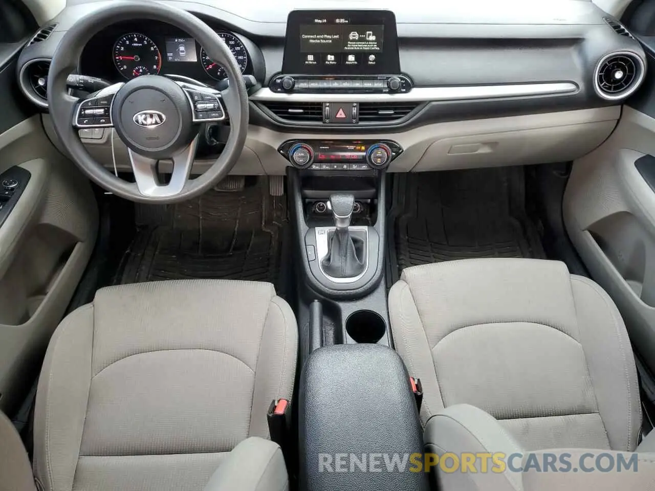 8 Photograph of a damaged car 3KPF24AD6KE051512 KIA FORTE 2019