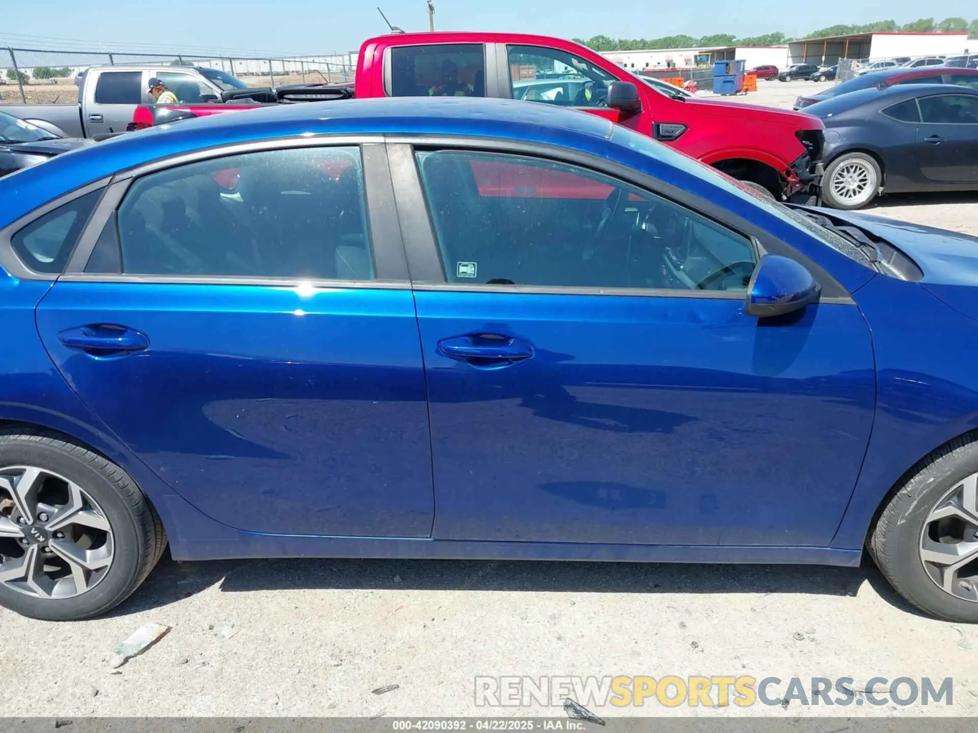 13 Photograph of a damaged car 3KPF24AD6KE072263 KIA FORTE 2019