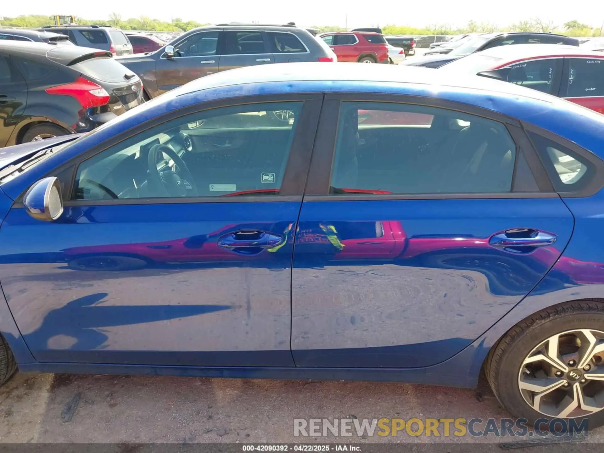 14 Photograph of a damaged car 3KPF24AD6KE072263 KIA FORTE 2019