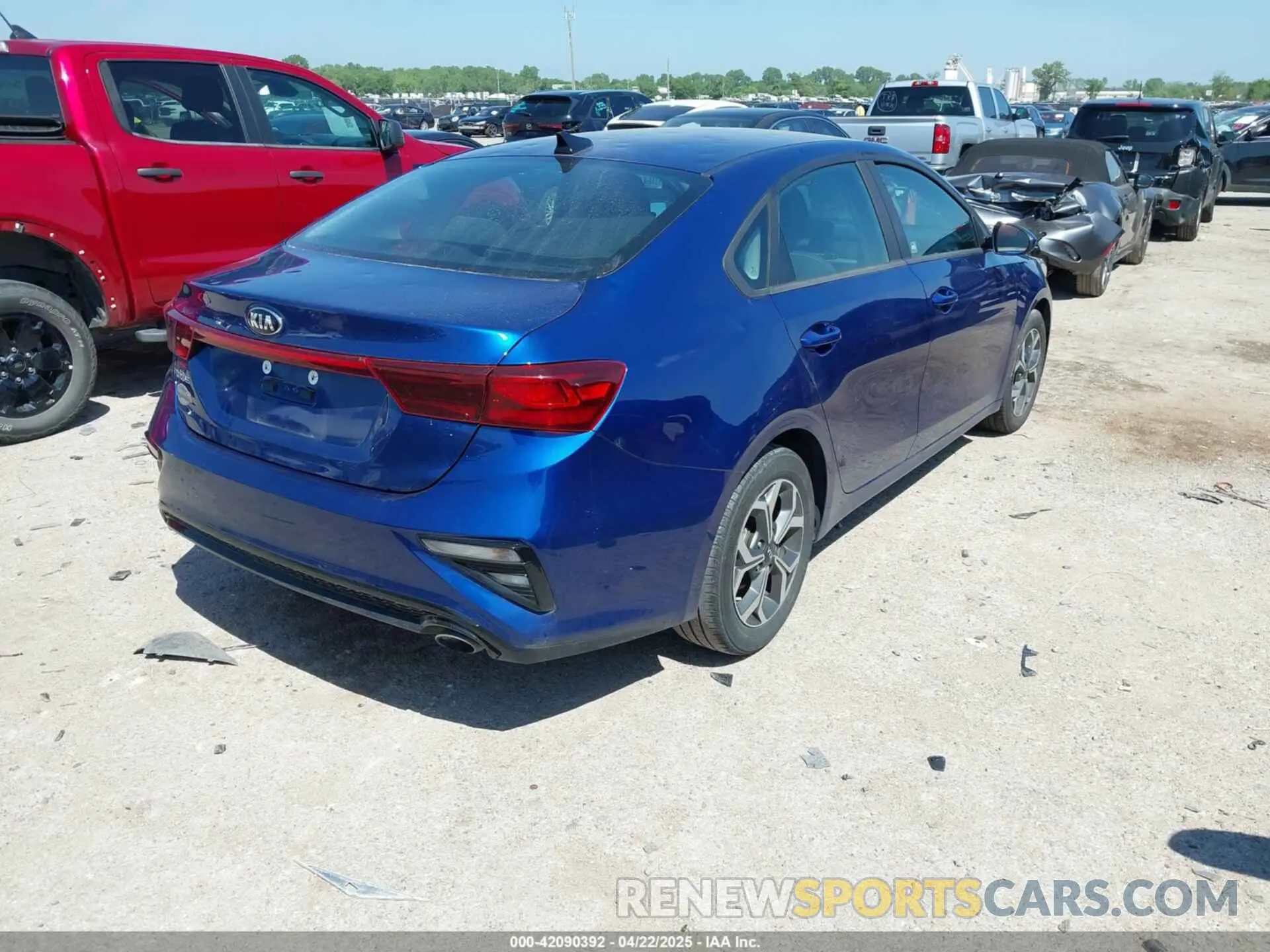 4 Photograph of a damaged car 3KPF24AD6KE072263 KIA FORTE 2019