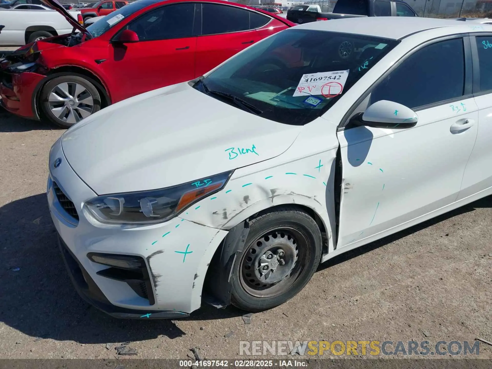 6 Фотография поврежденного автомобиля 3KPF24AD6KE081593 KIA FORTE 2019