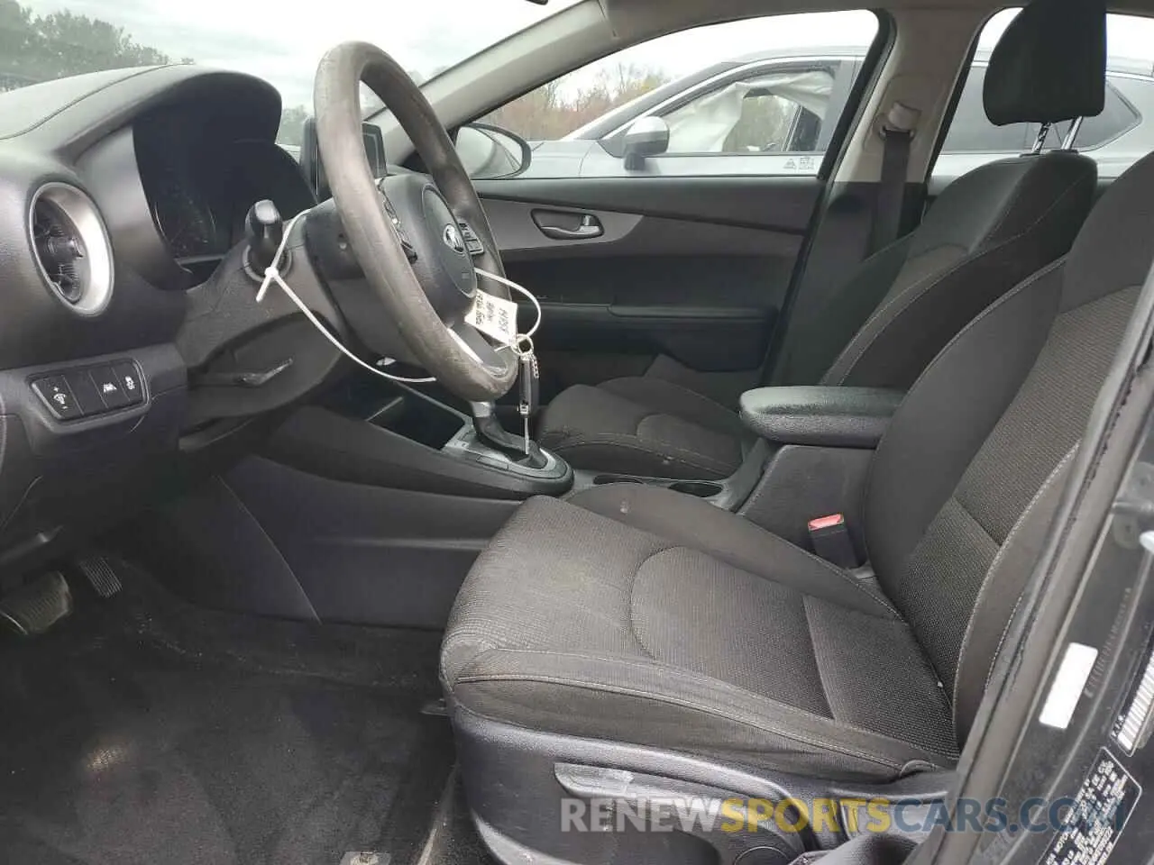 7 Фотография поврежденного автомобиля 3KPF24AD6KE099222 KIA FORTE 2019