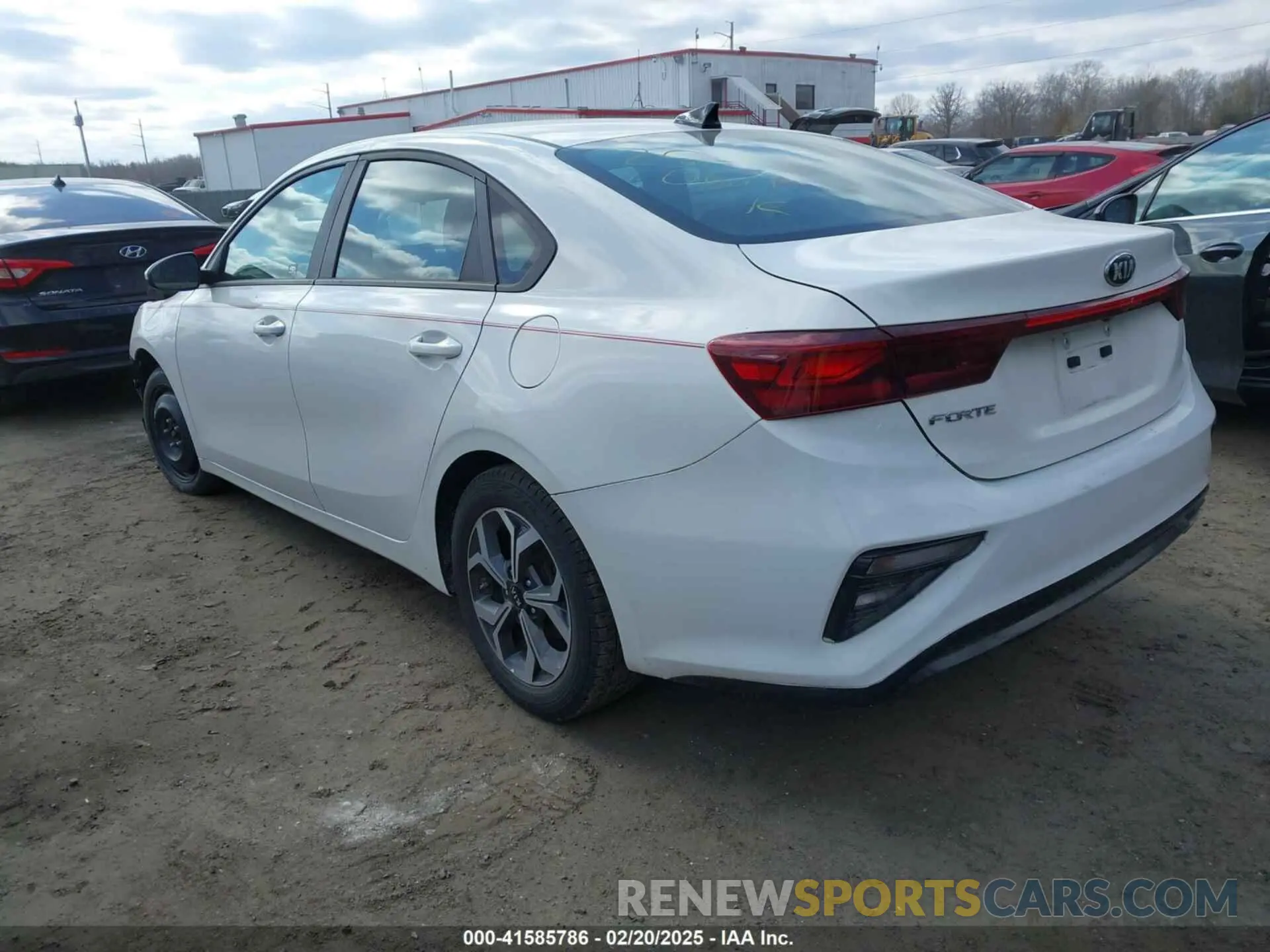 3 Фотография поврежденного автомобиля 3KPF24AD6KE108551 KIA FORTE 2019