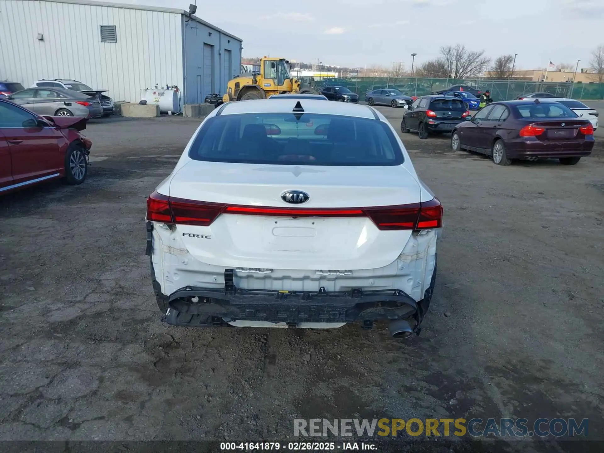 17 Фотография поврежденного автомобиля 3KPF24AD6KE111207 KIA FORTE 2019
